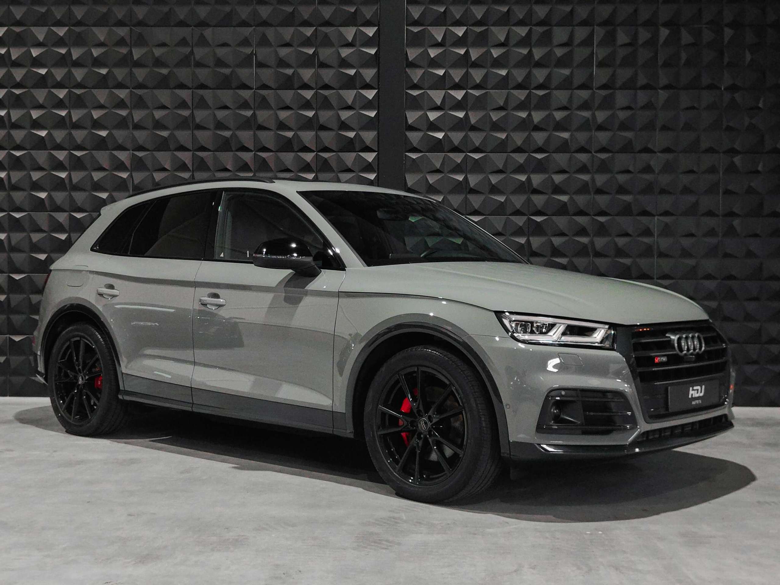 Audi - SQ5