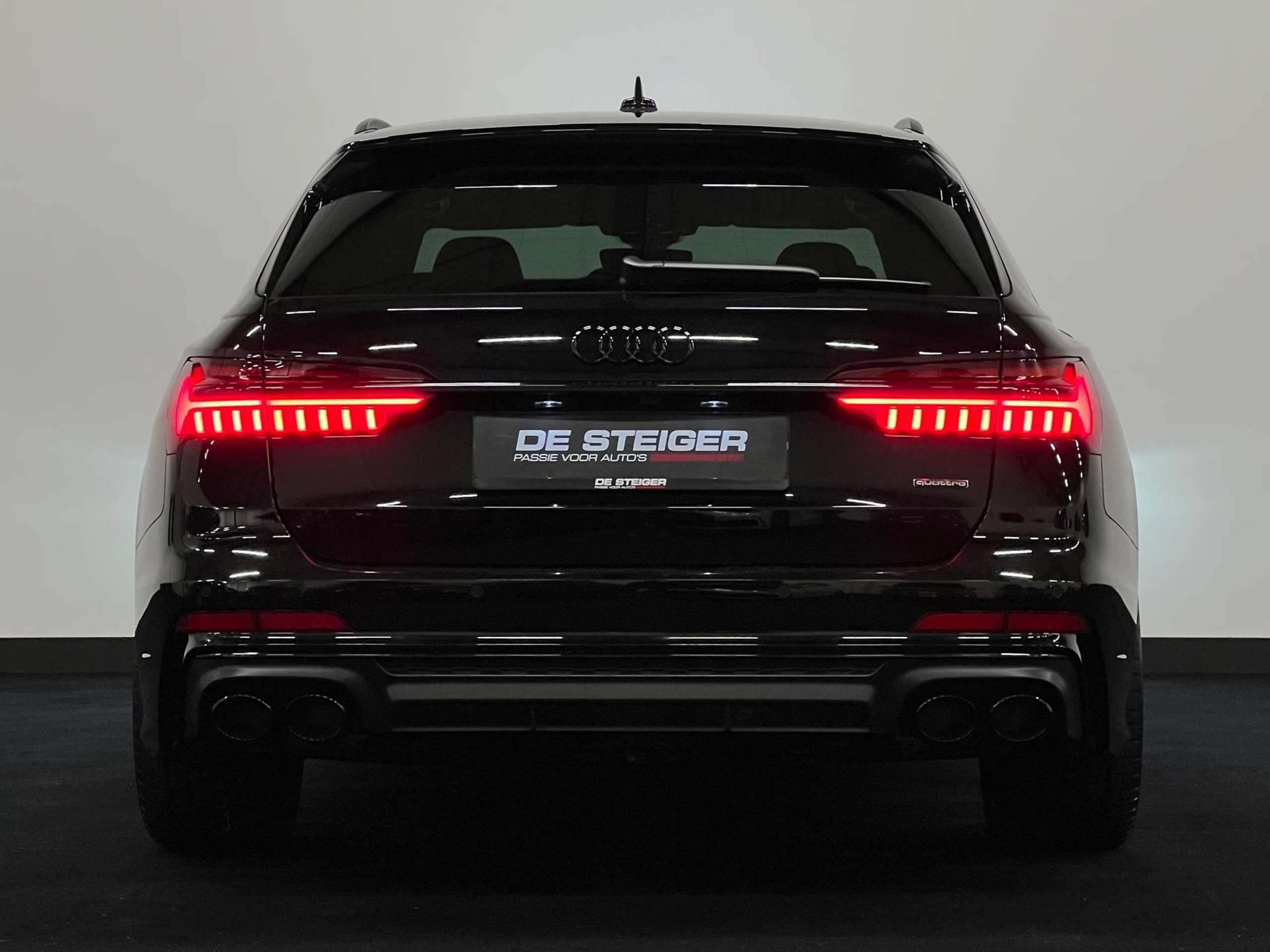 Audi - A6