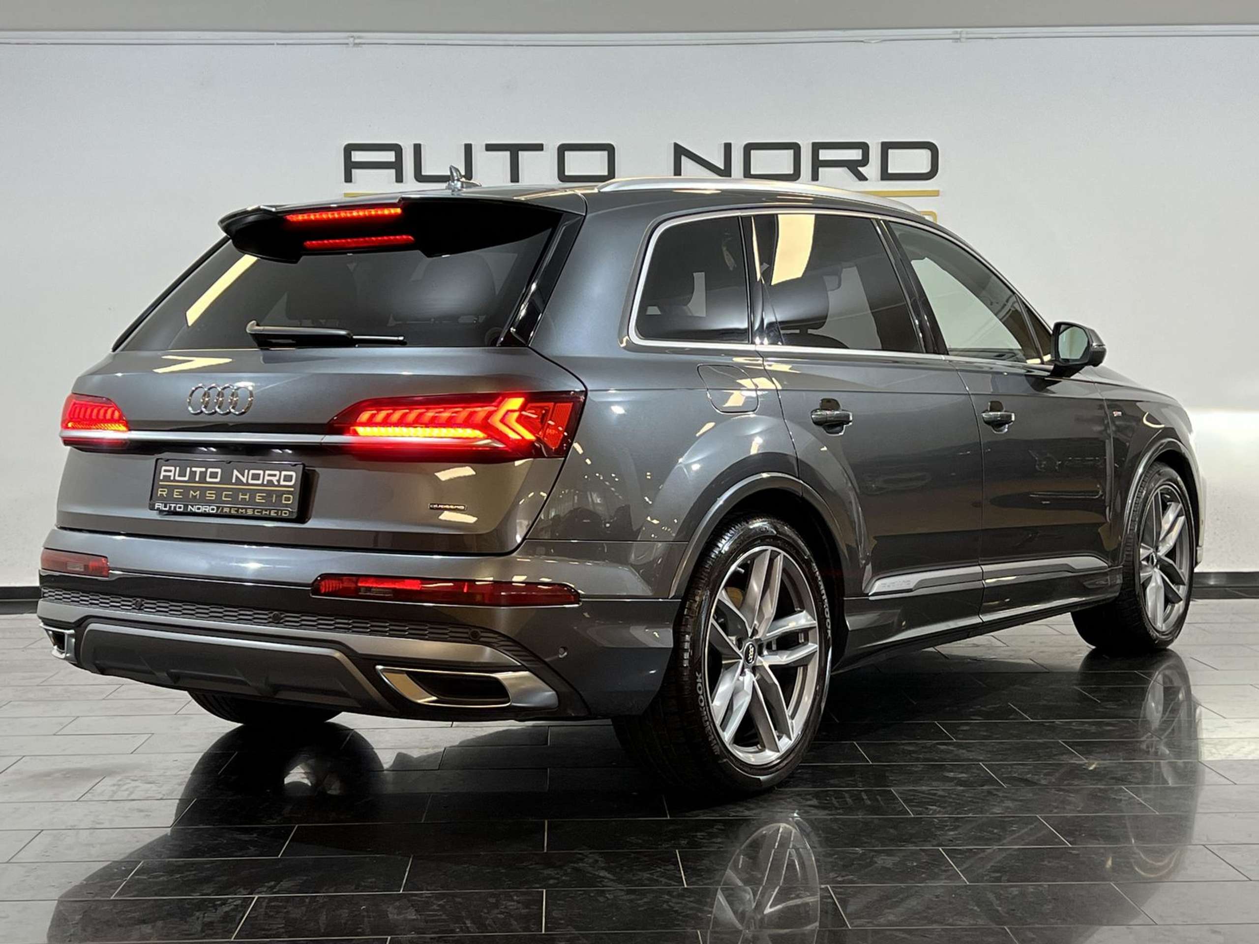 Audi - Q7