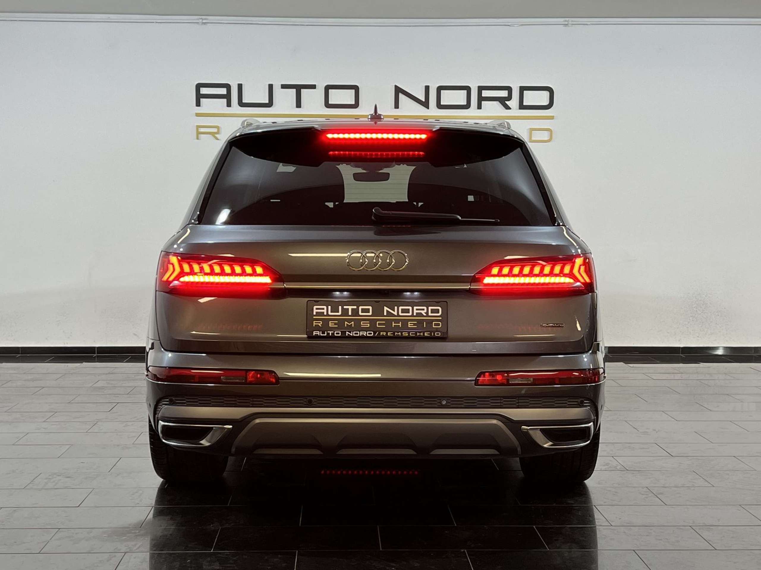 Audi - Q7