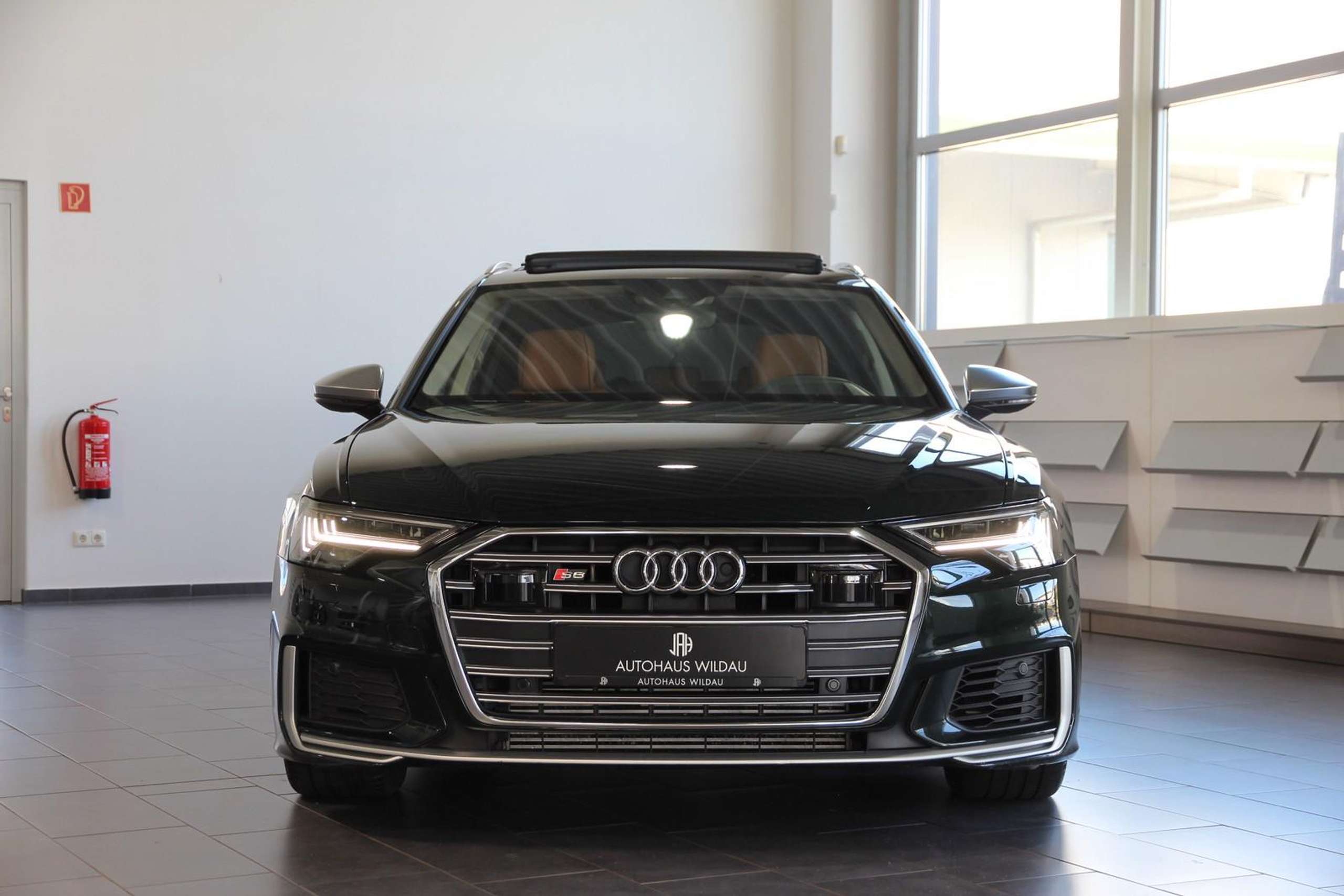 Audi - S6