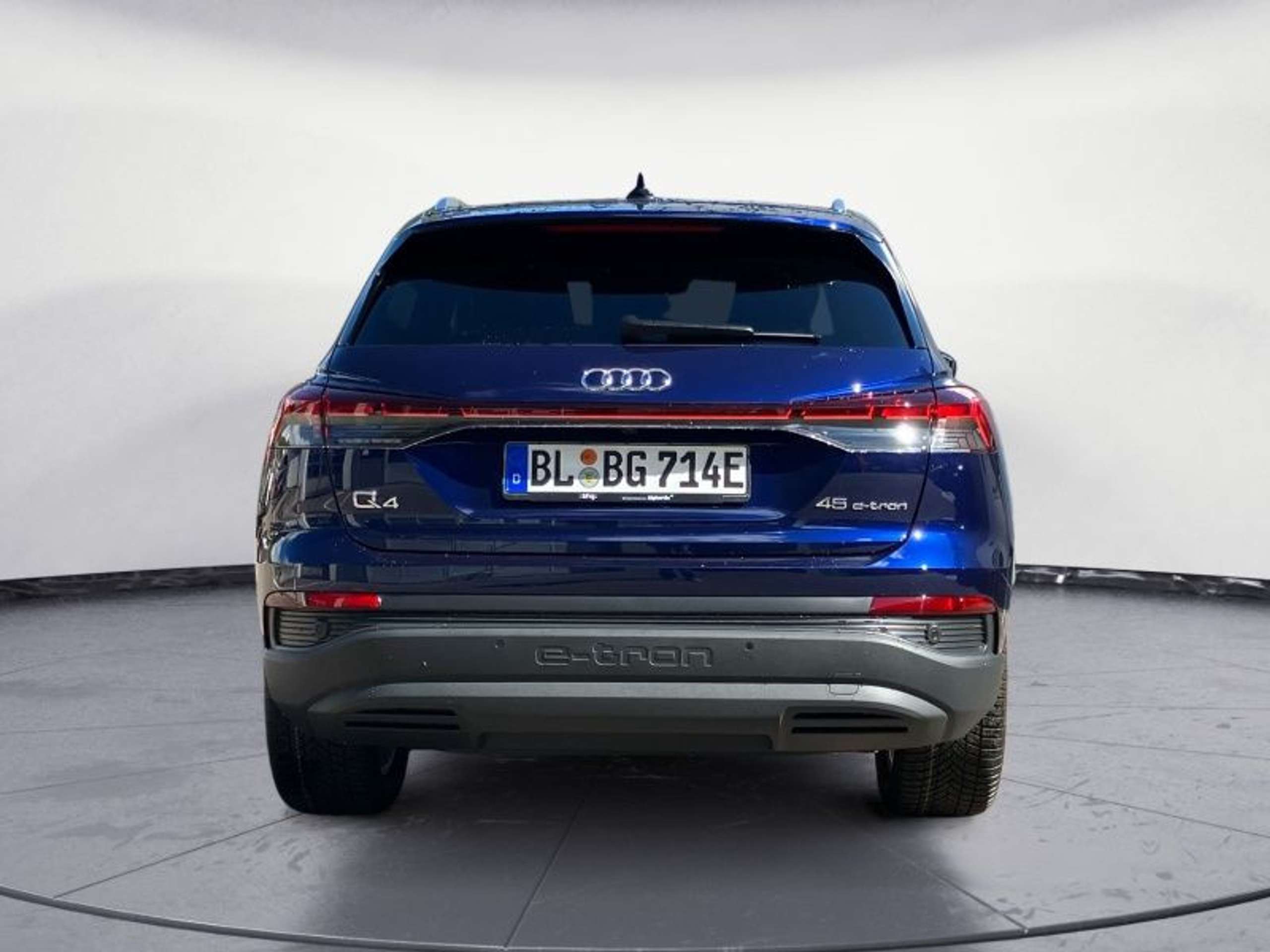 Audi - Q4 e-tron