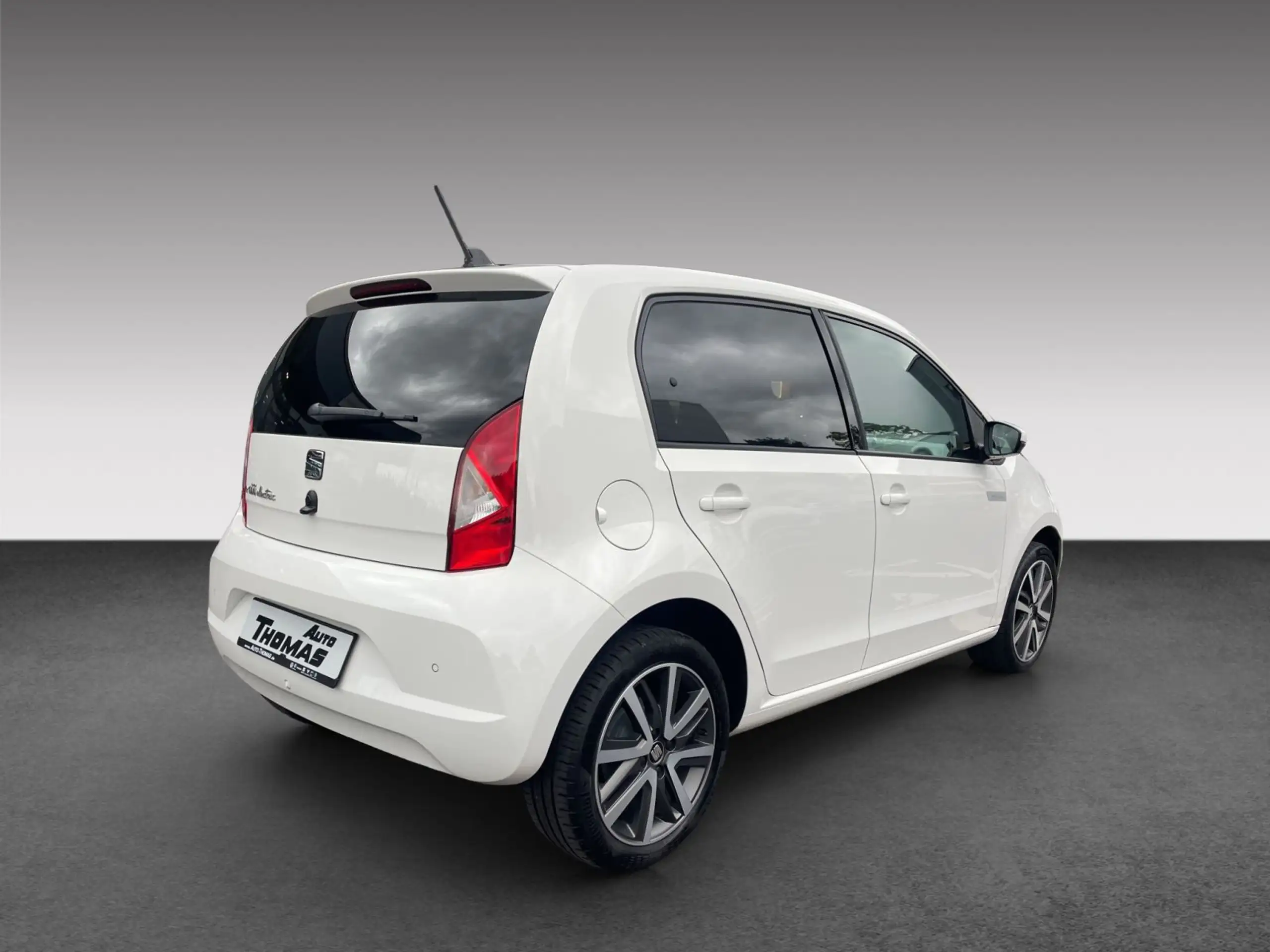 SEAT - Mii