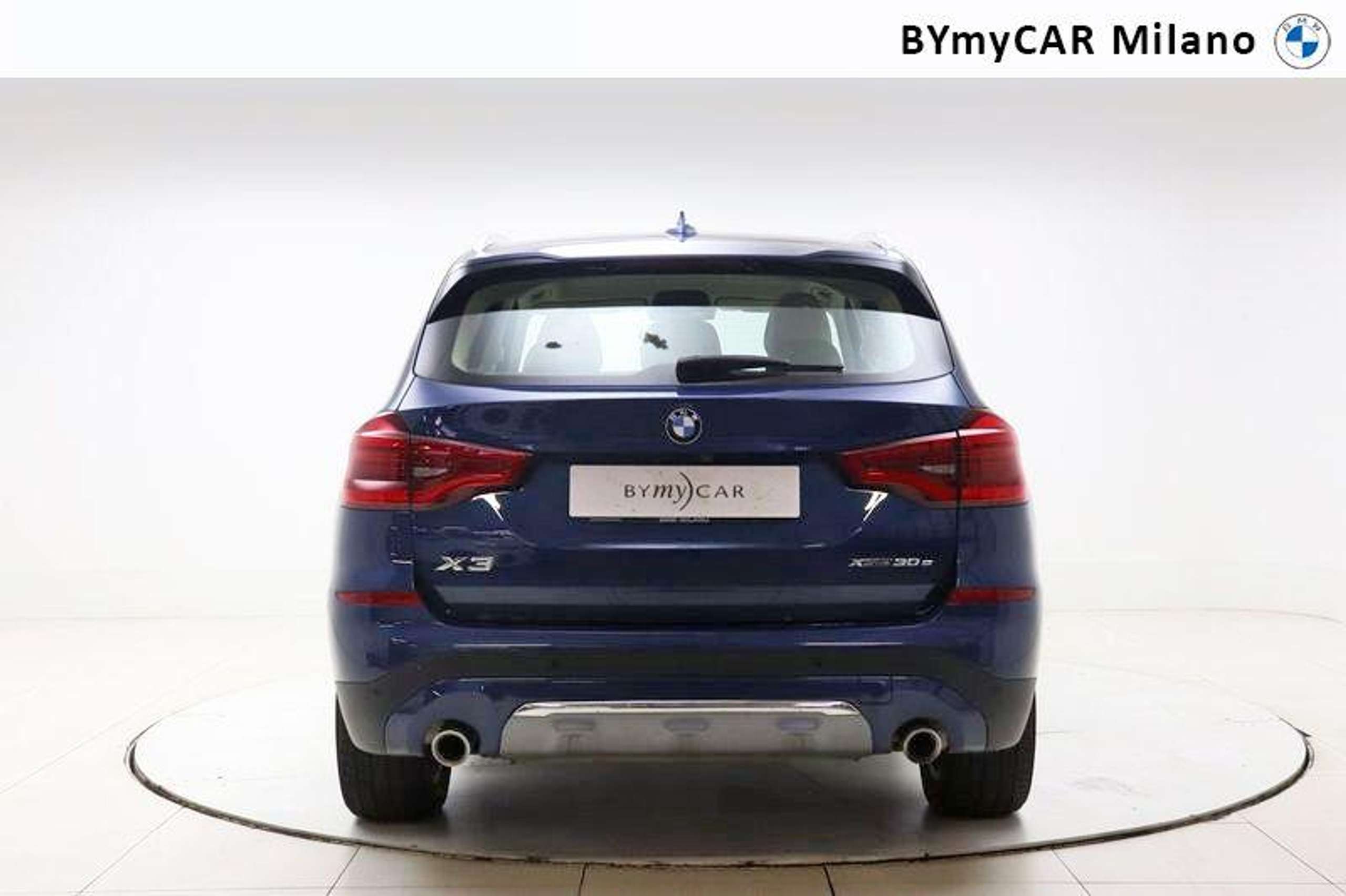 BMW - X3