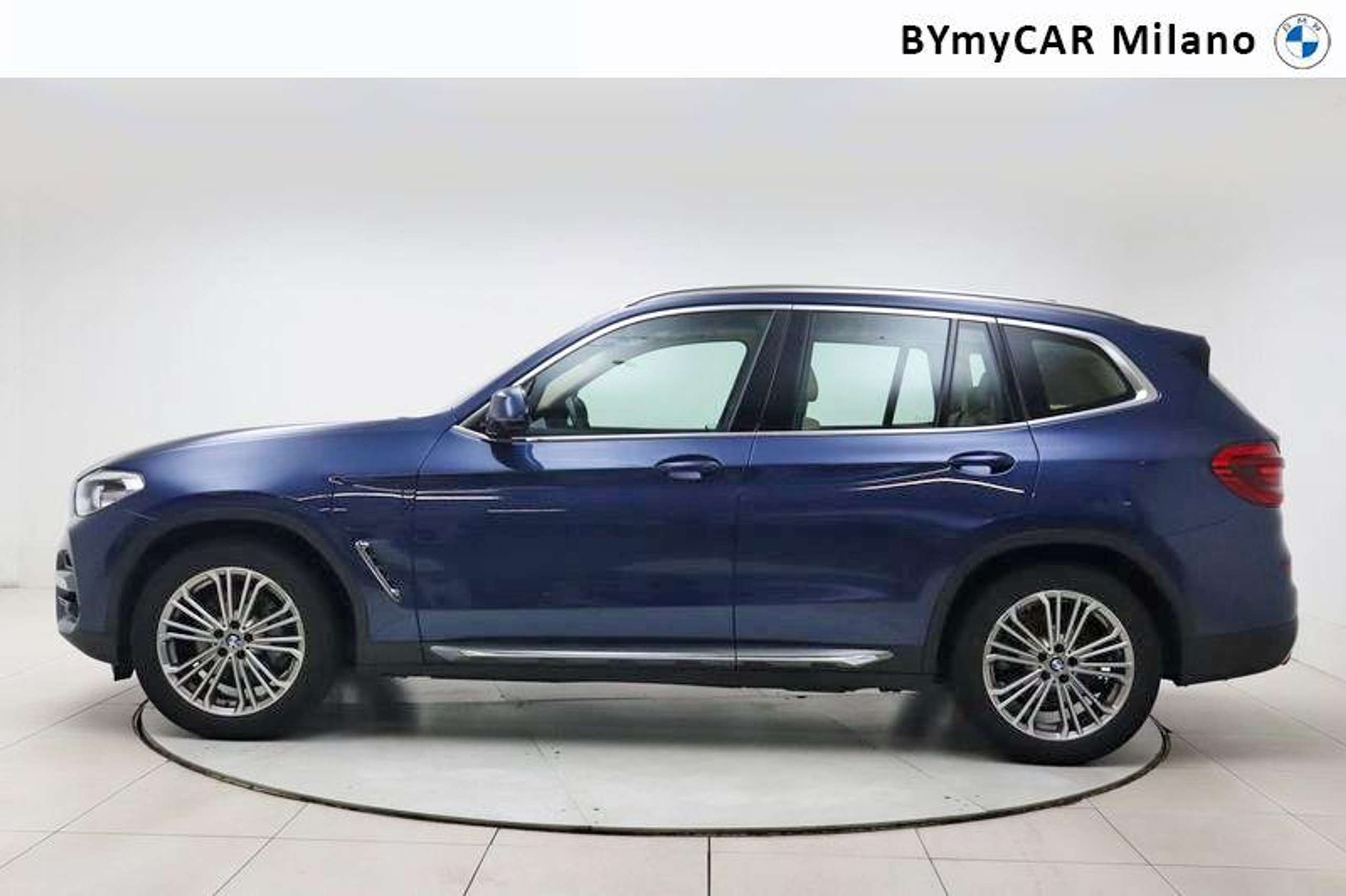 BMW - X3