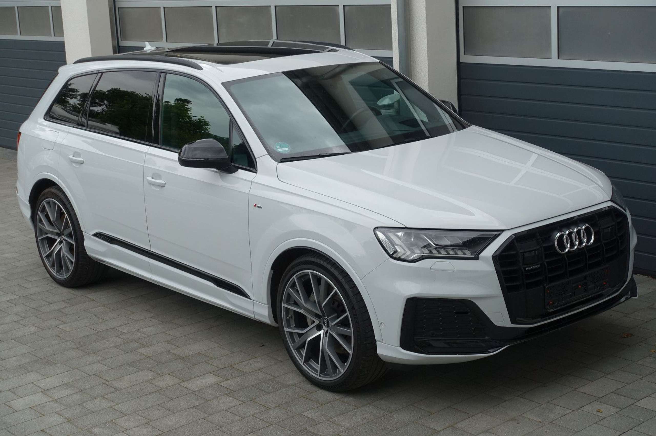 Audi - Q7