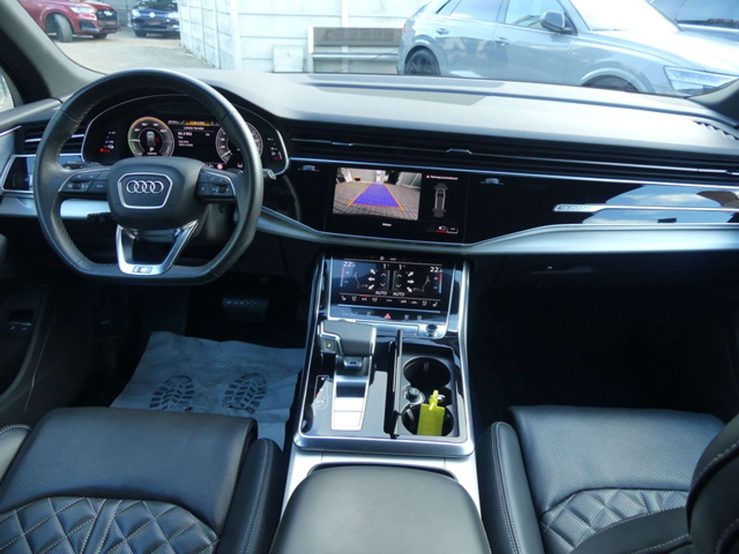 Audi - Q7