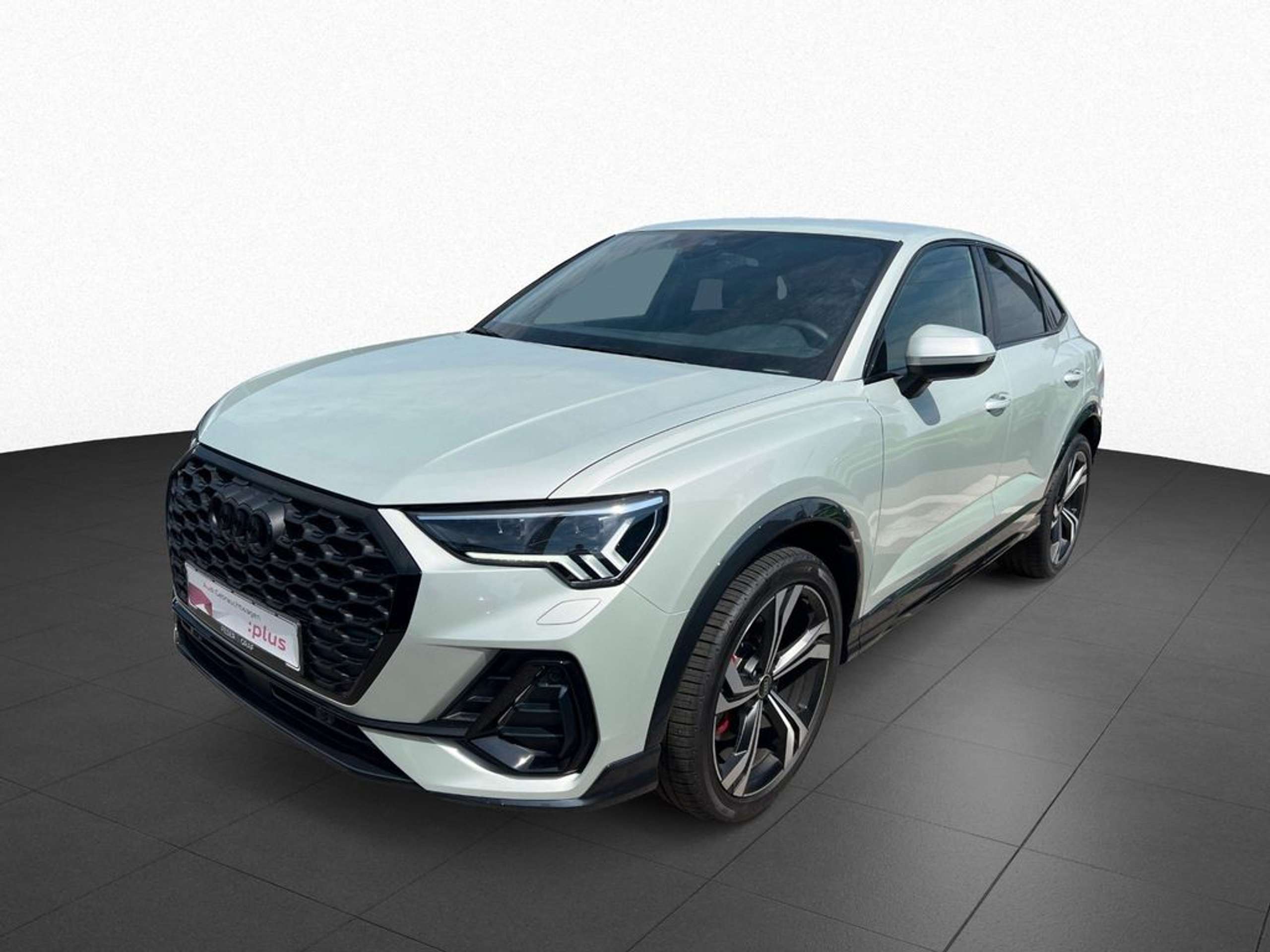 Audi - Q3