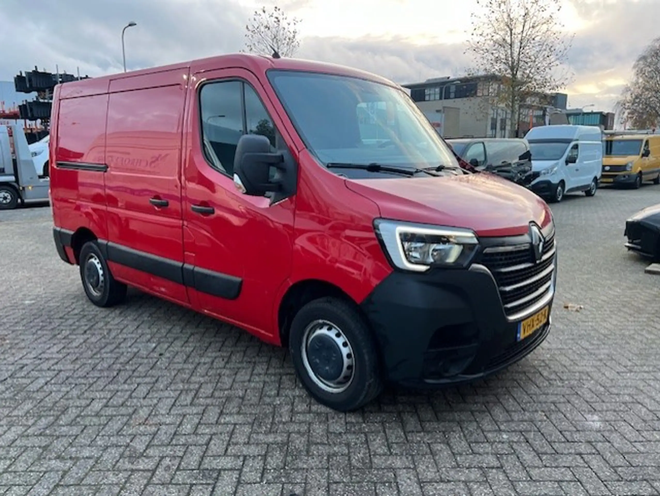 Renault - Master