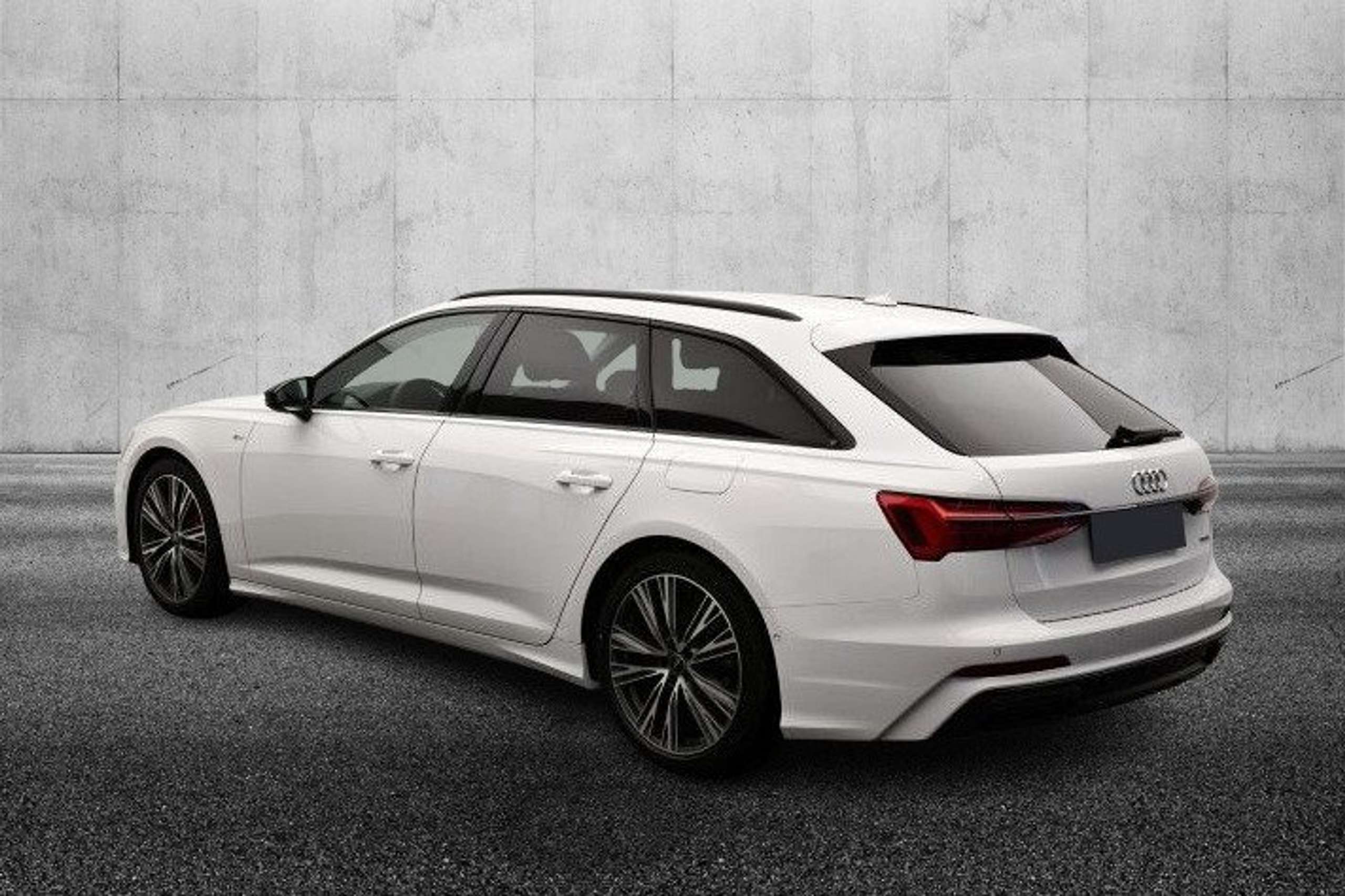 Audi - A6