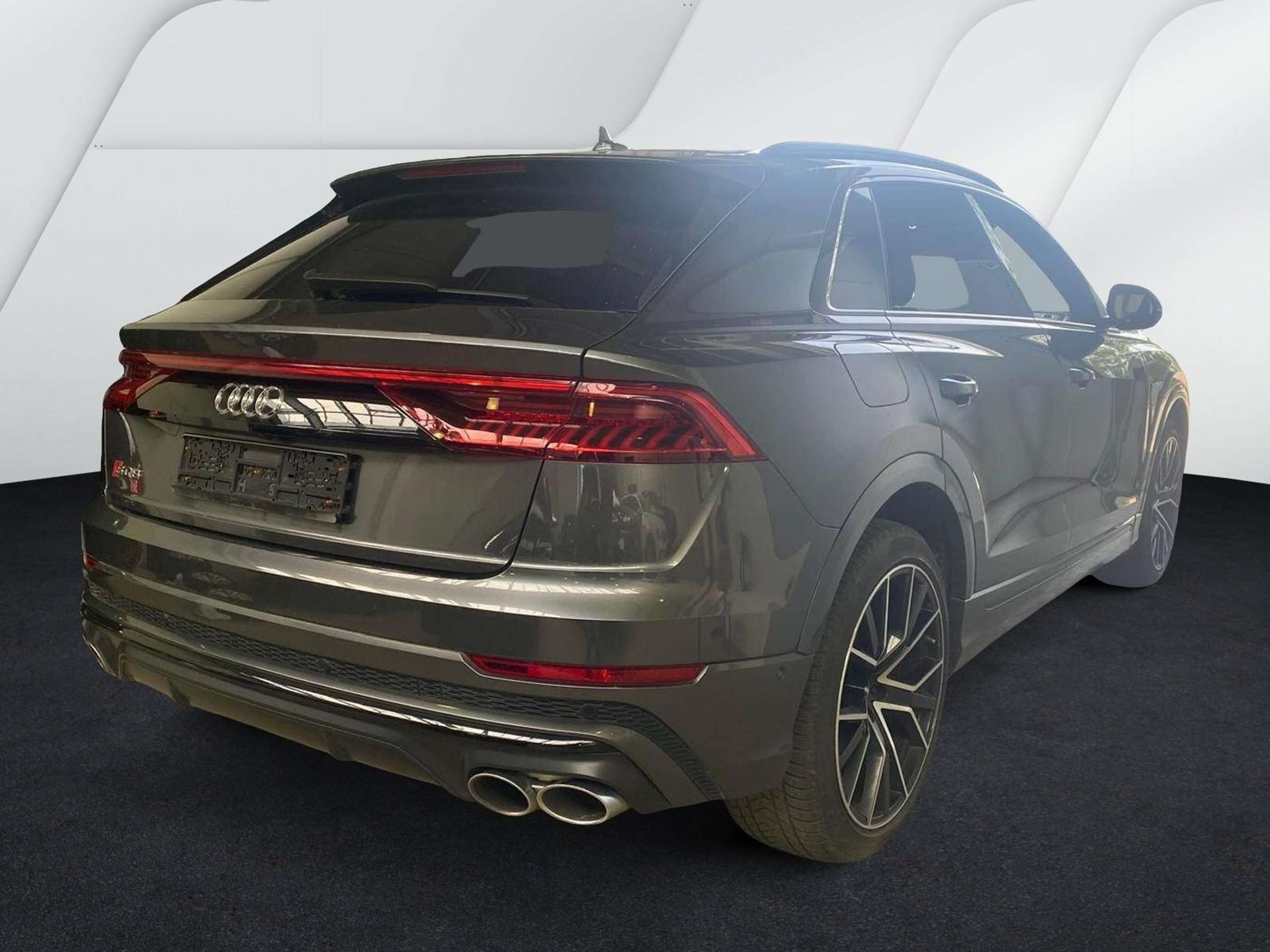 Audi - SQ8