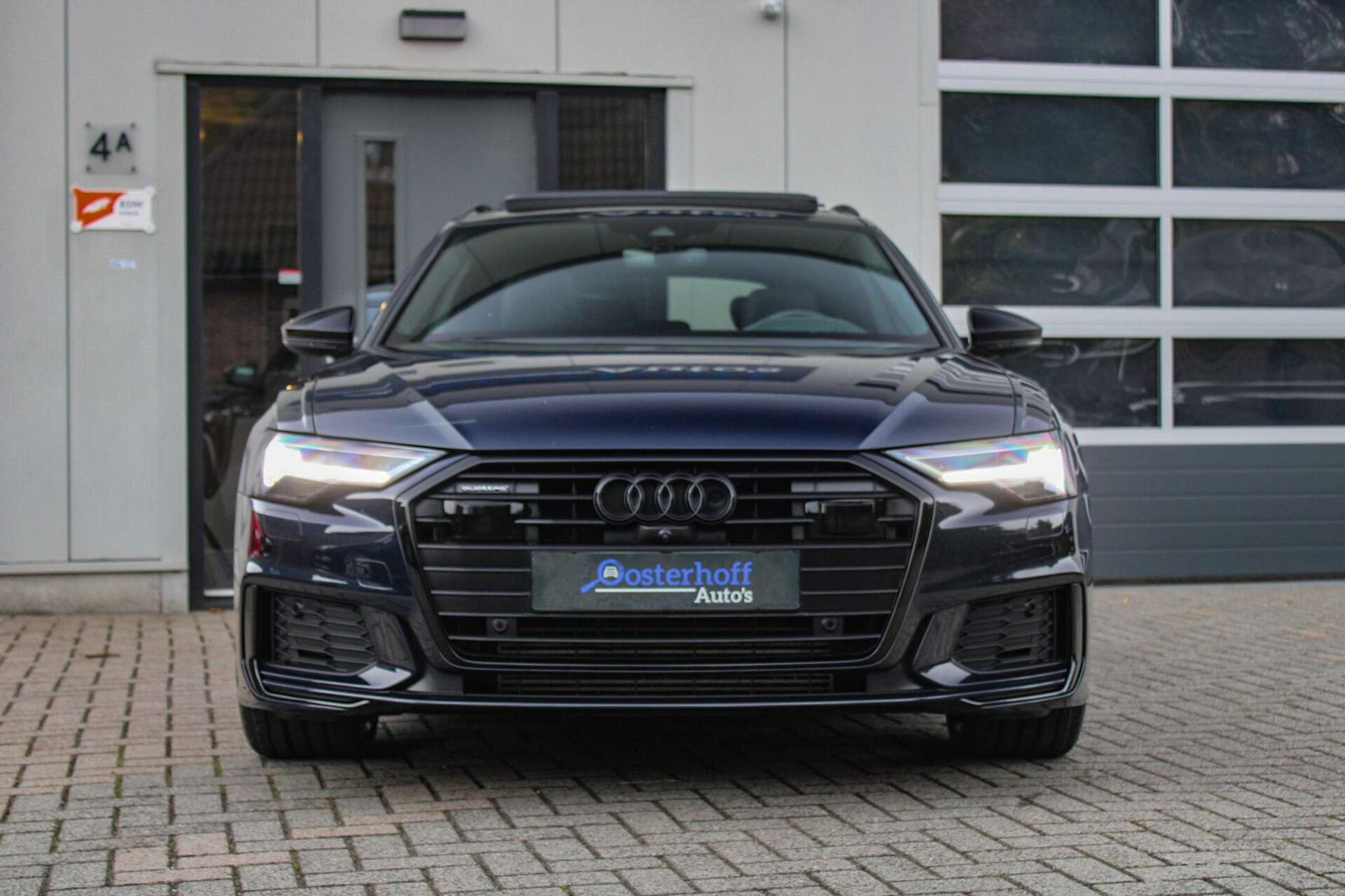 Audi - A6