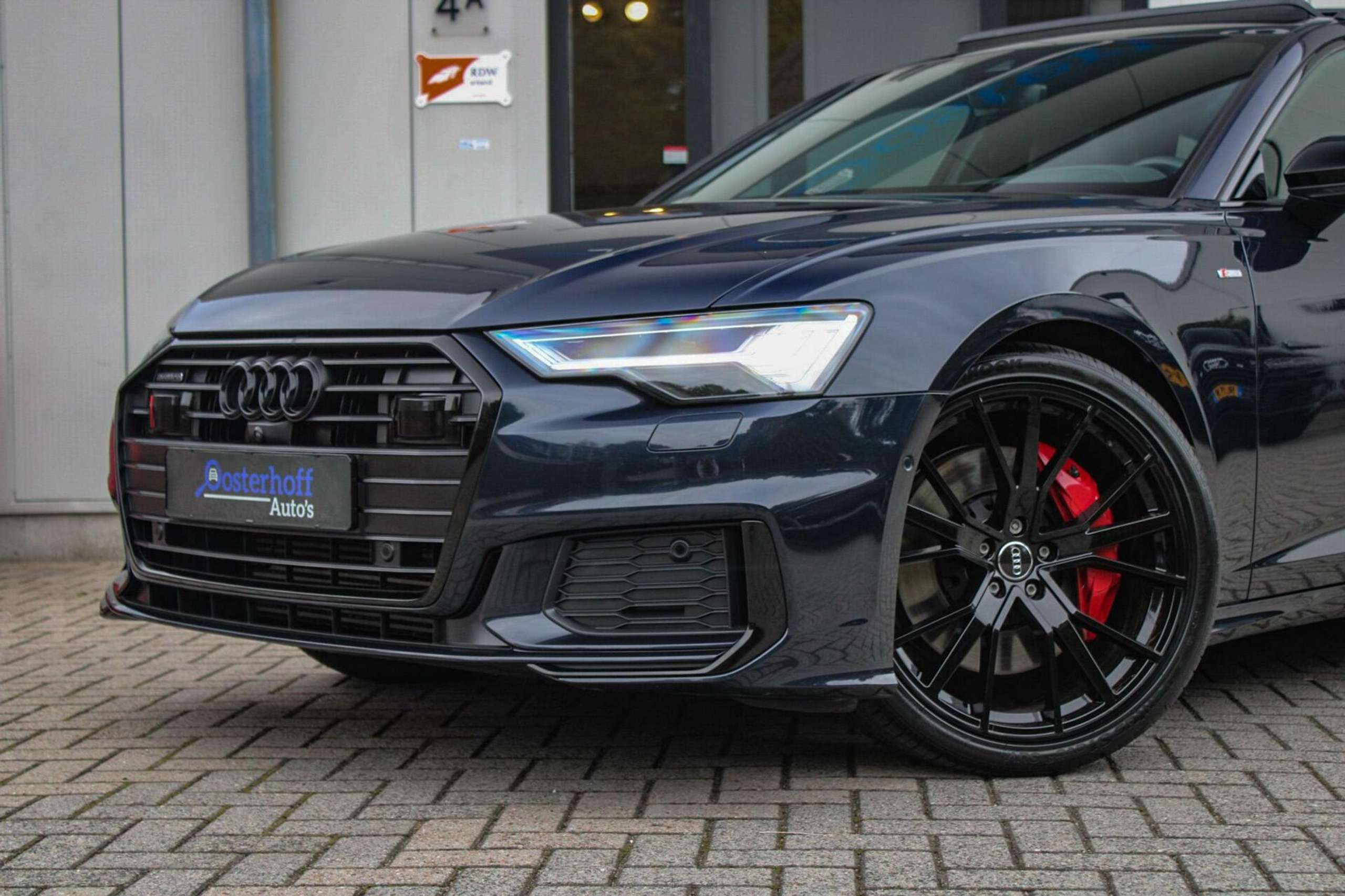 Audi - A6