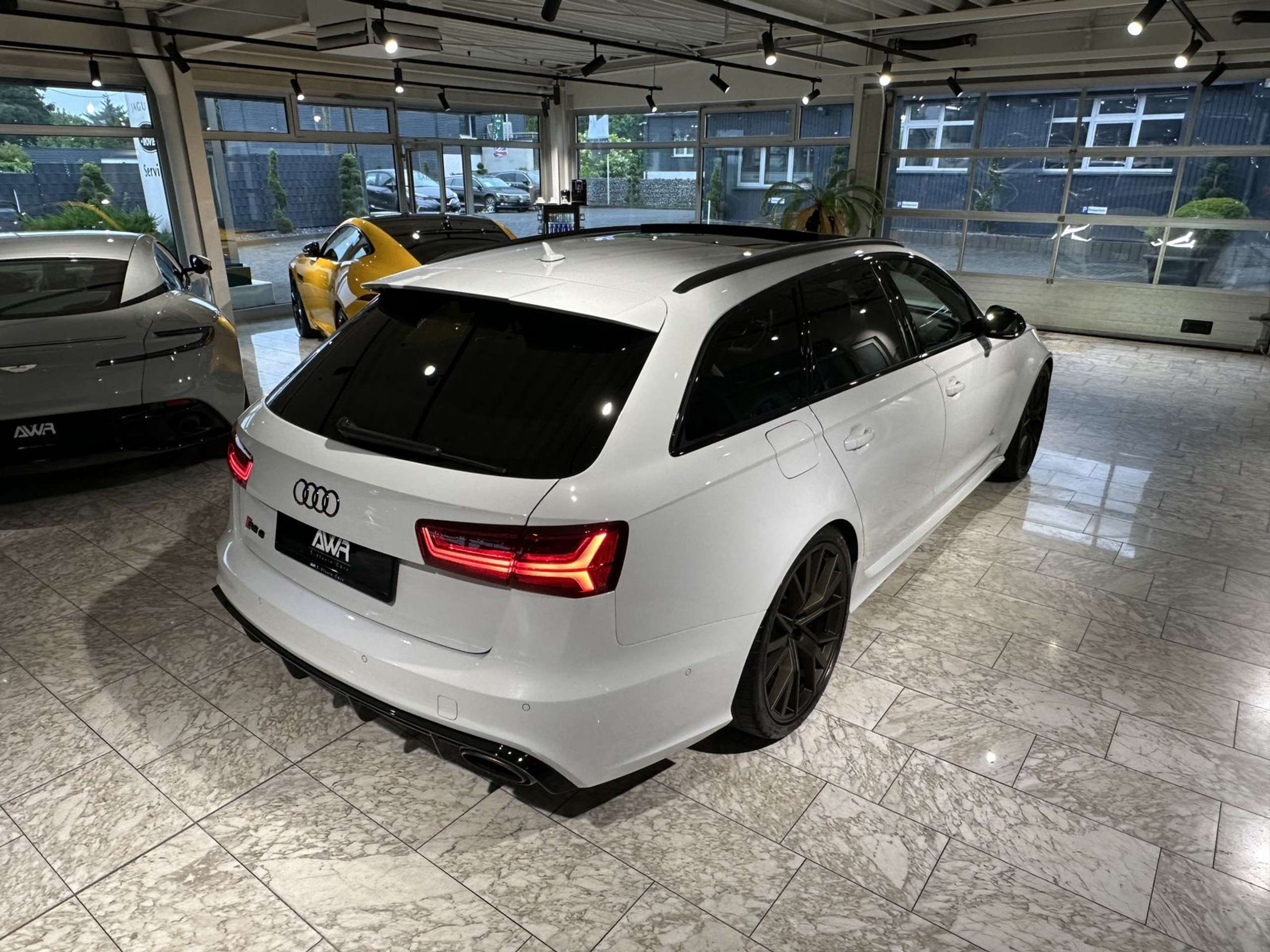 Audi - RS6