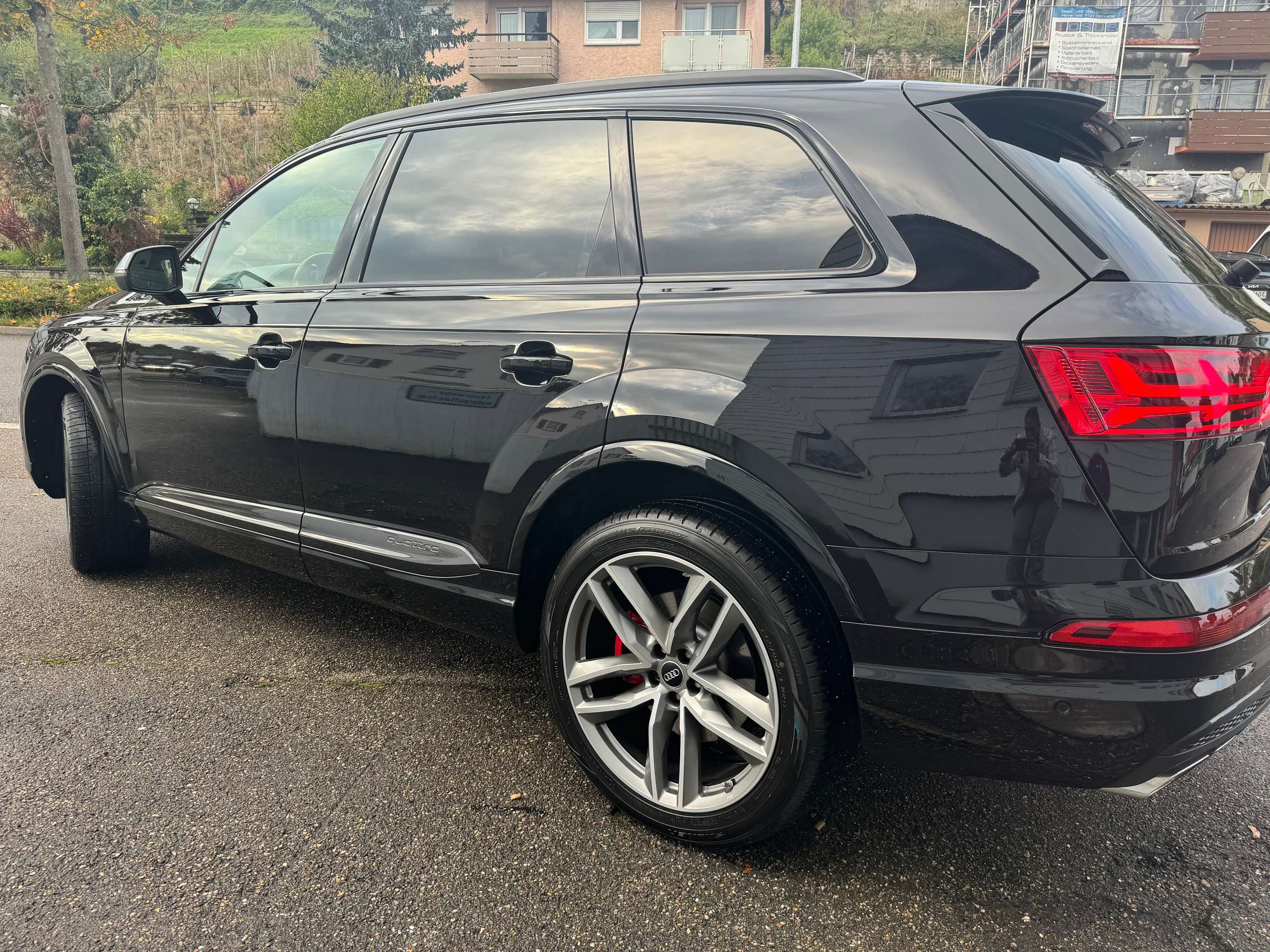 Audi - SQ7