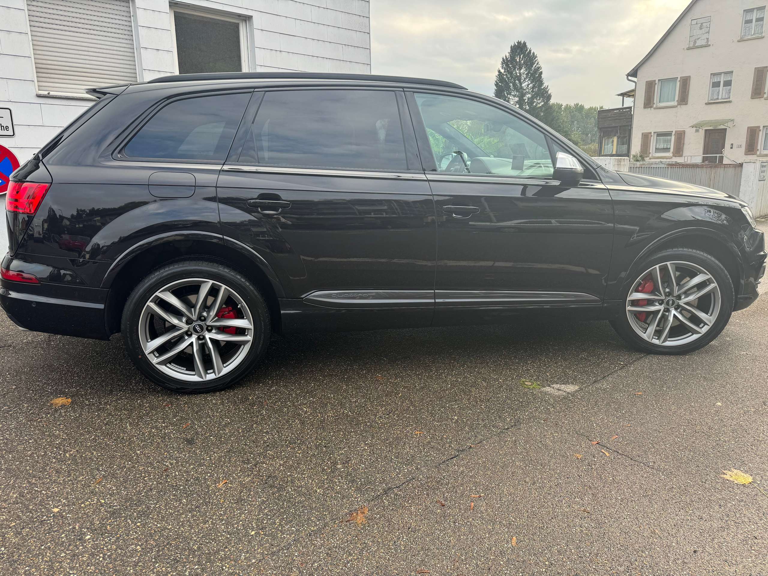 Audi - SQ7