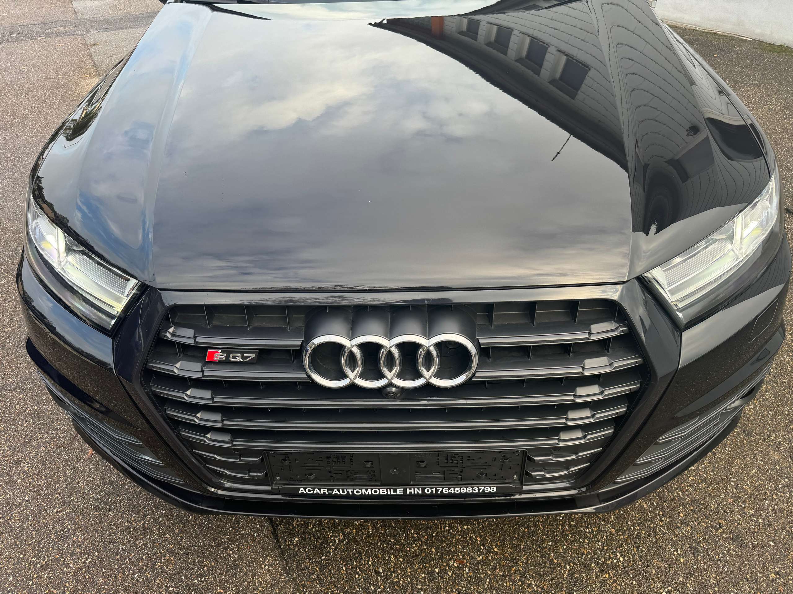 Audi - SQ7