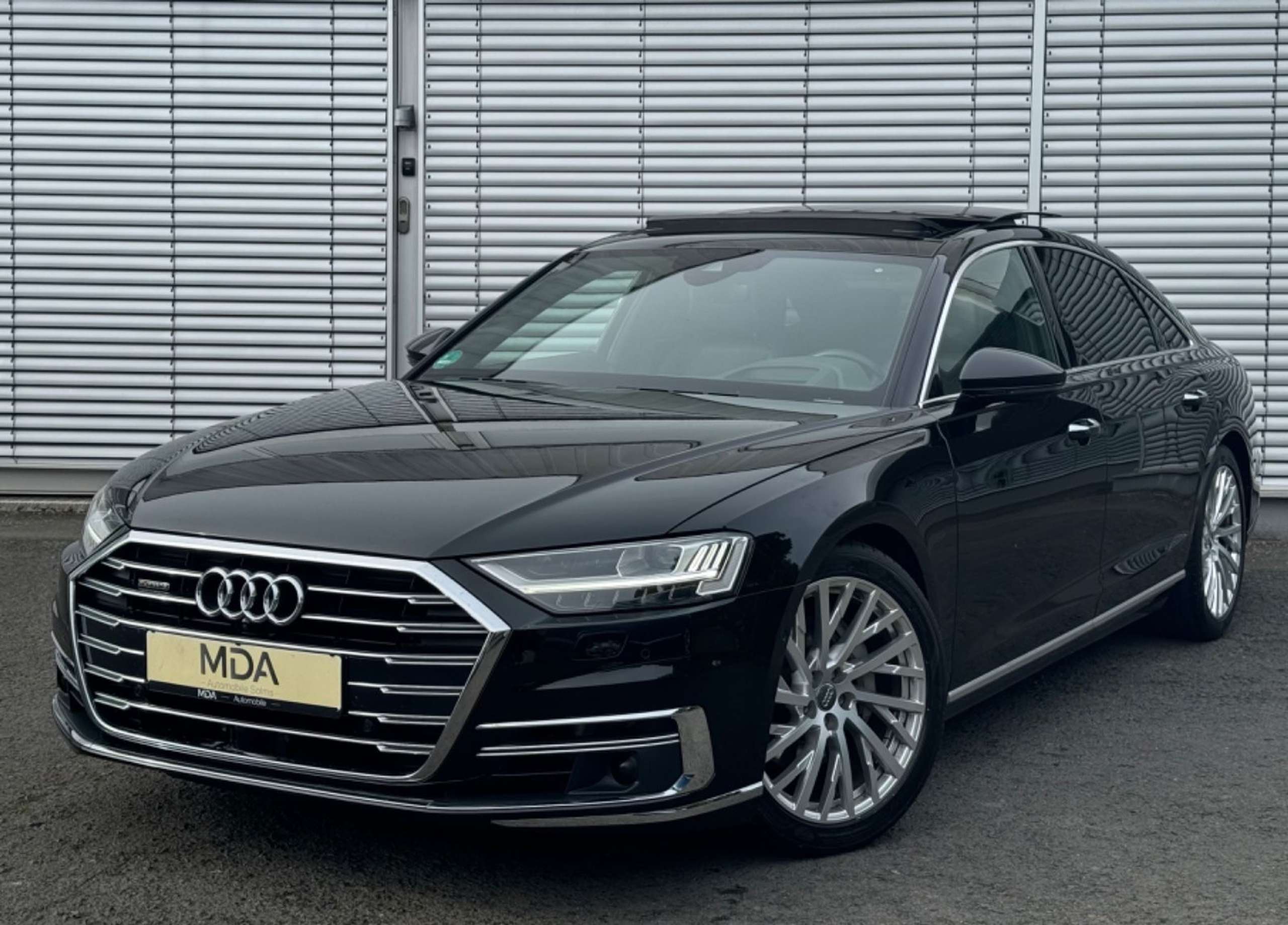 Audi - A8