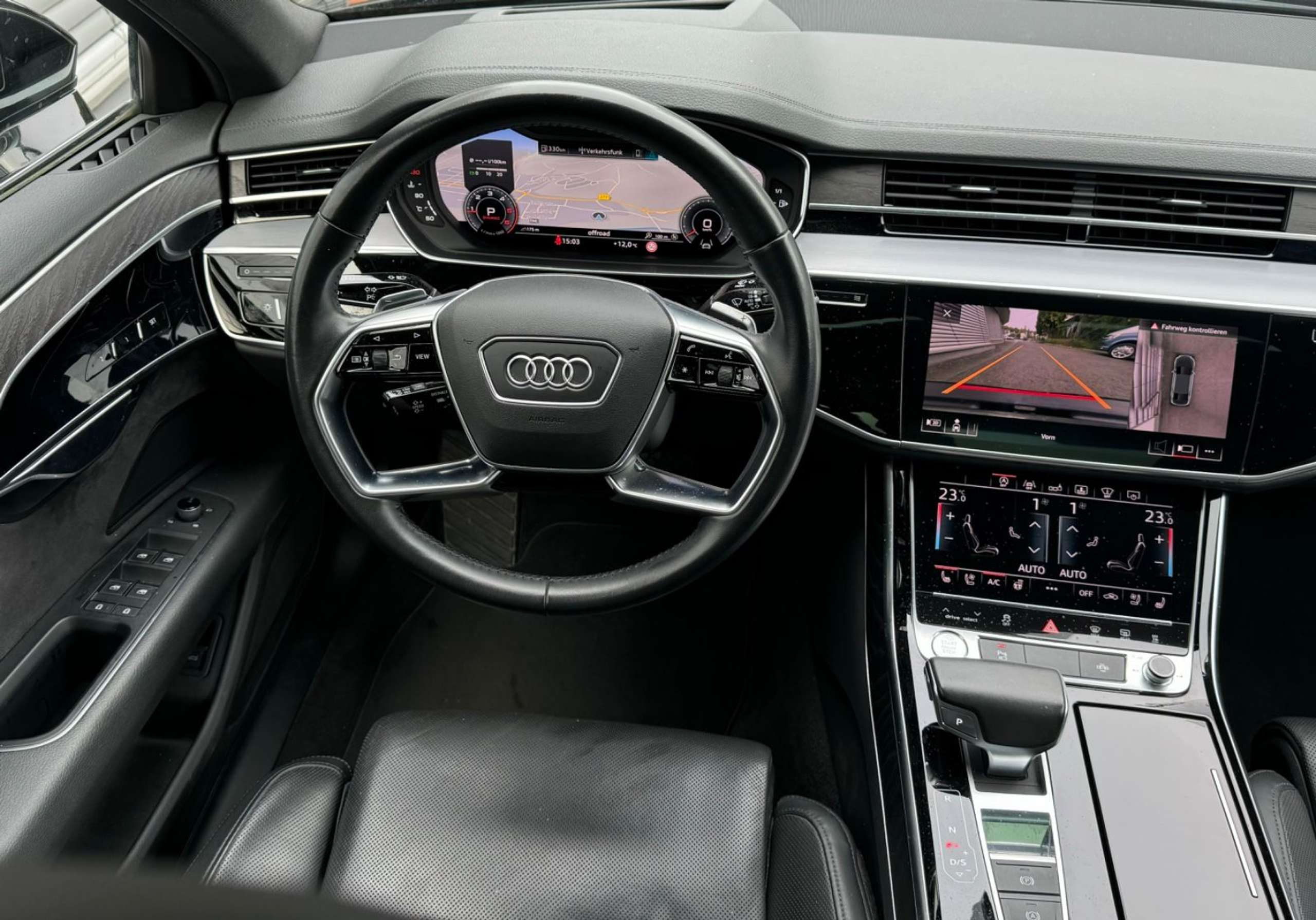 Audi - A8