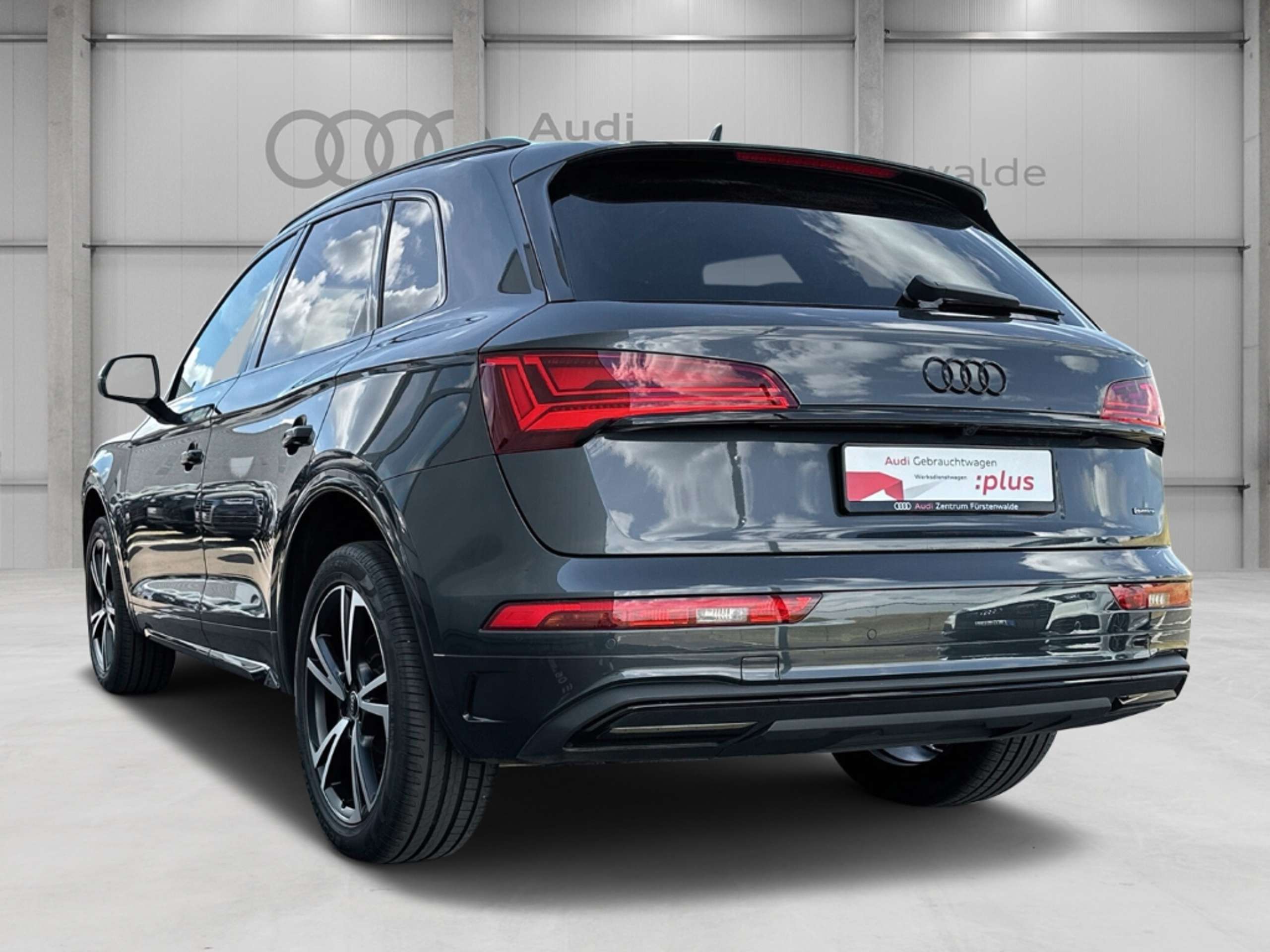 Audi - Q5