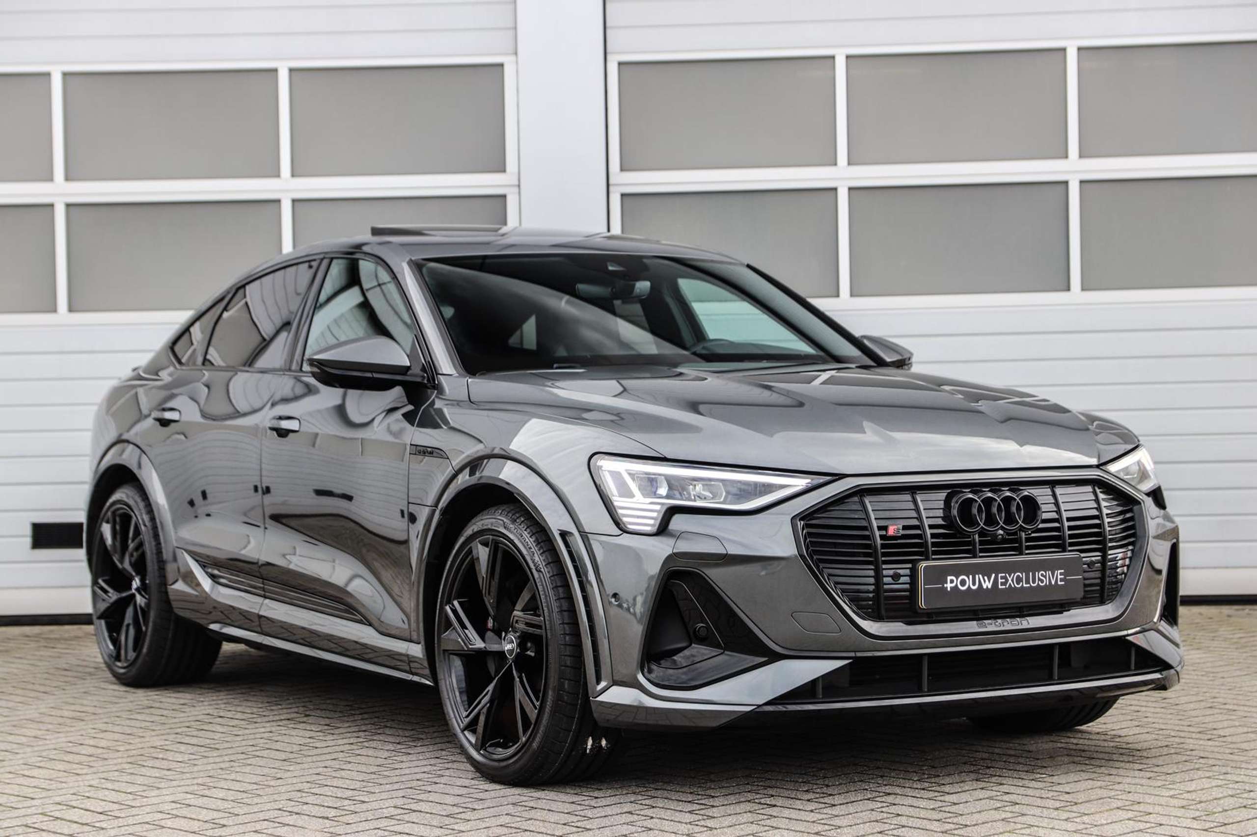 Audi - e-tron