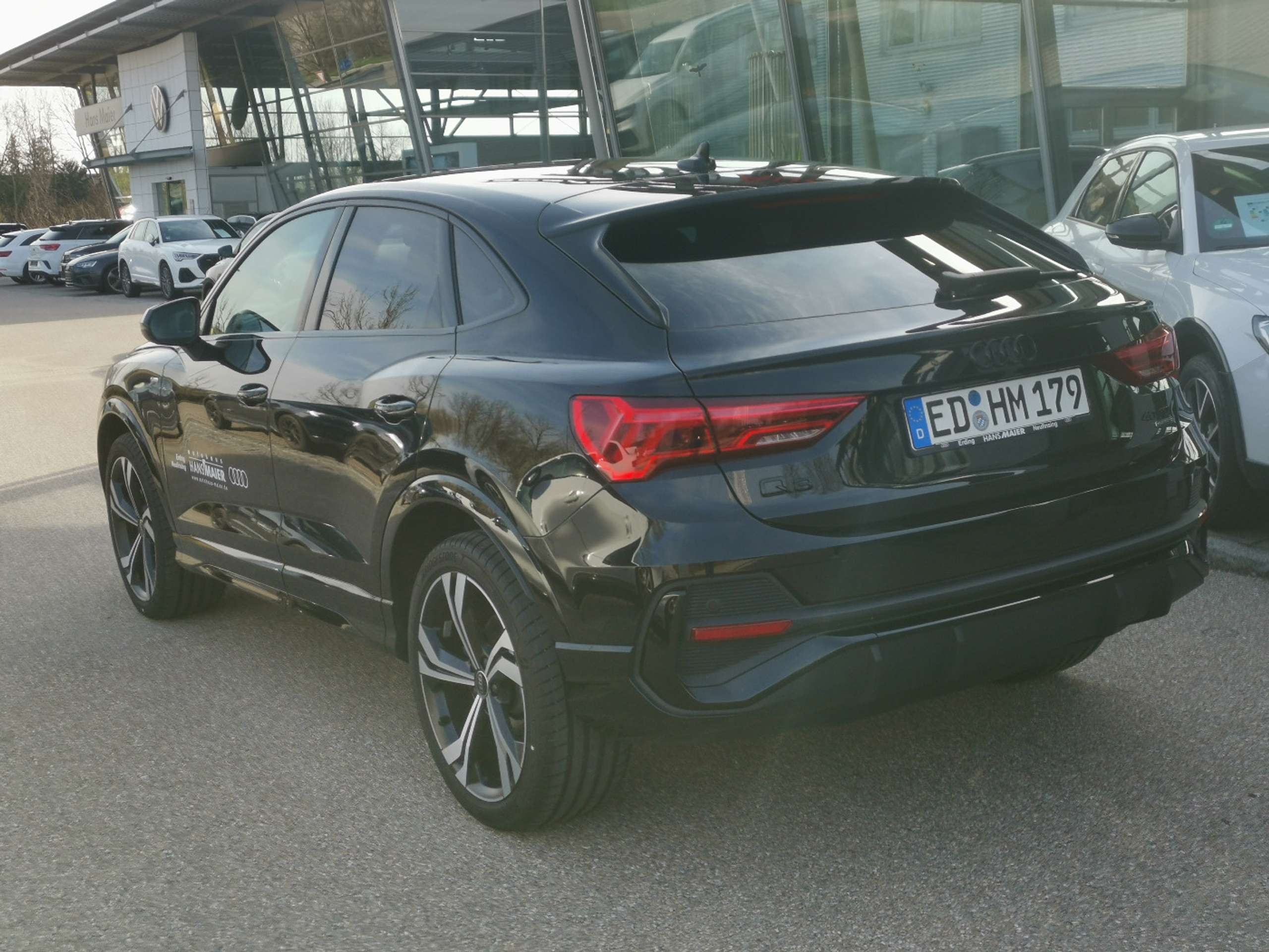 Audi - Q3