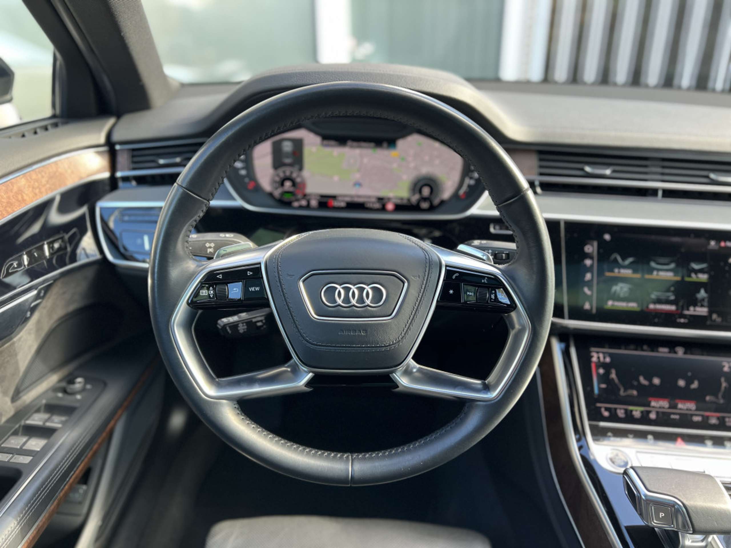 Audi - A8