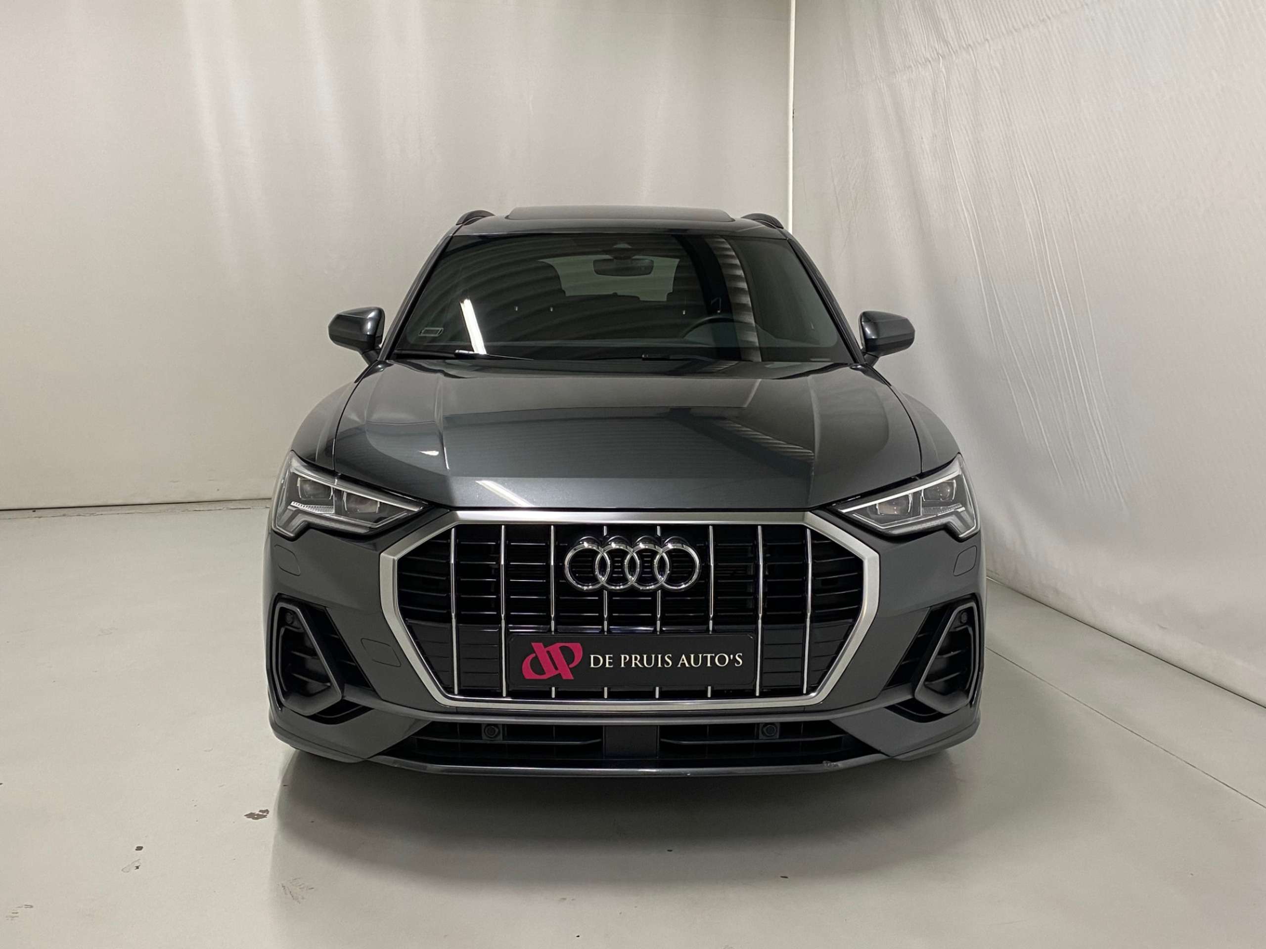 Audi - Q3