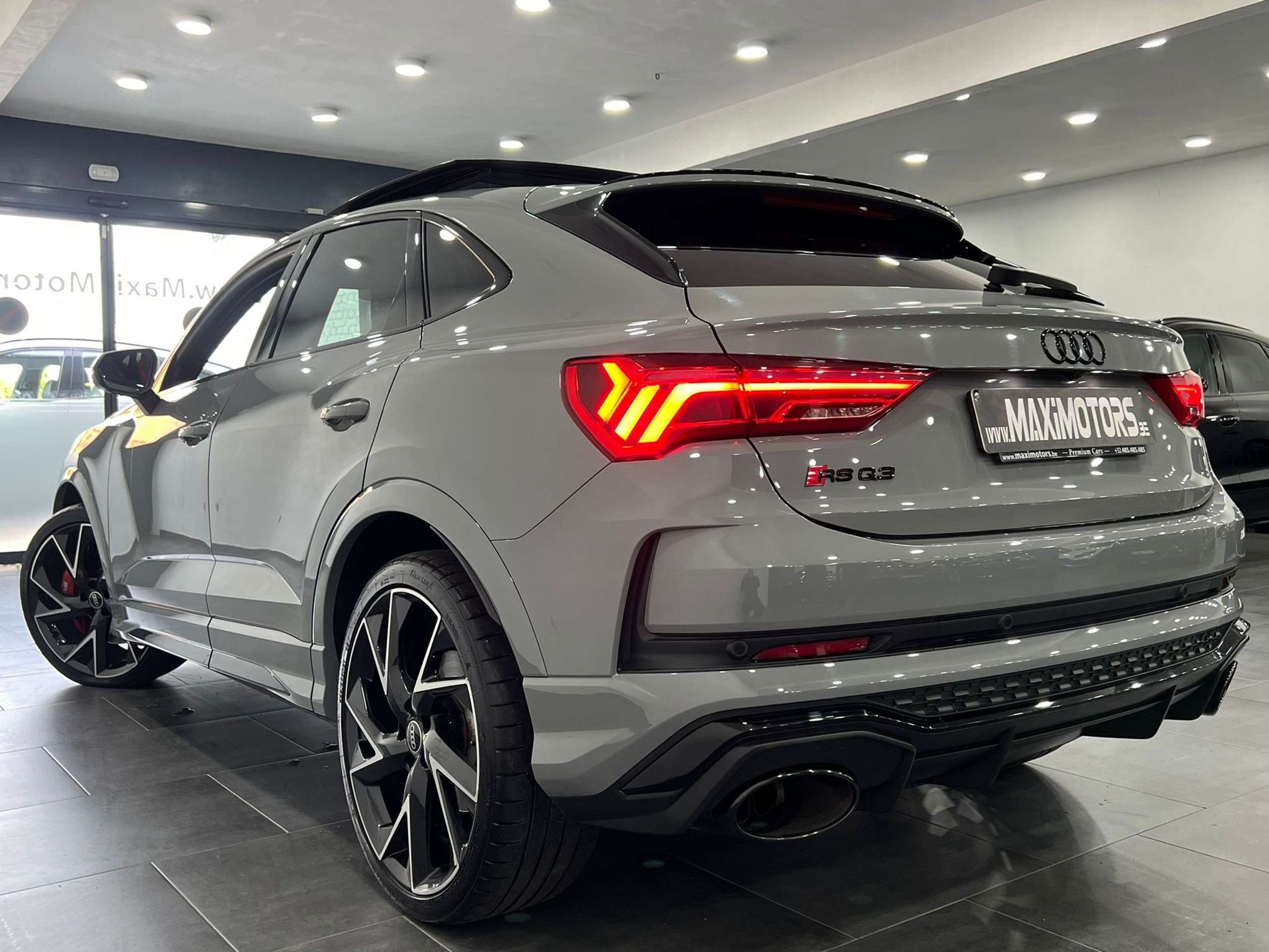 Audi - RS Q3