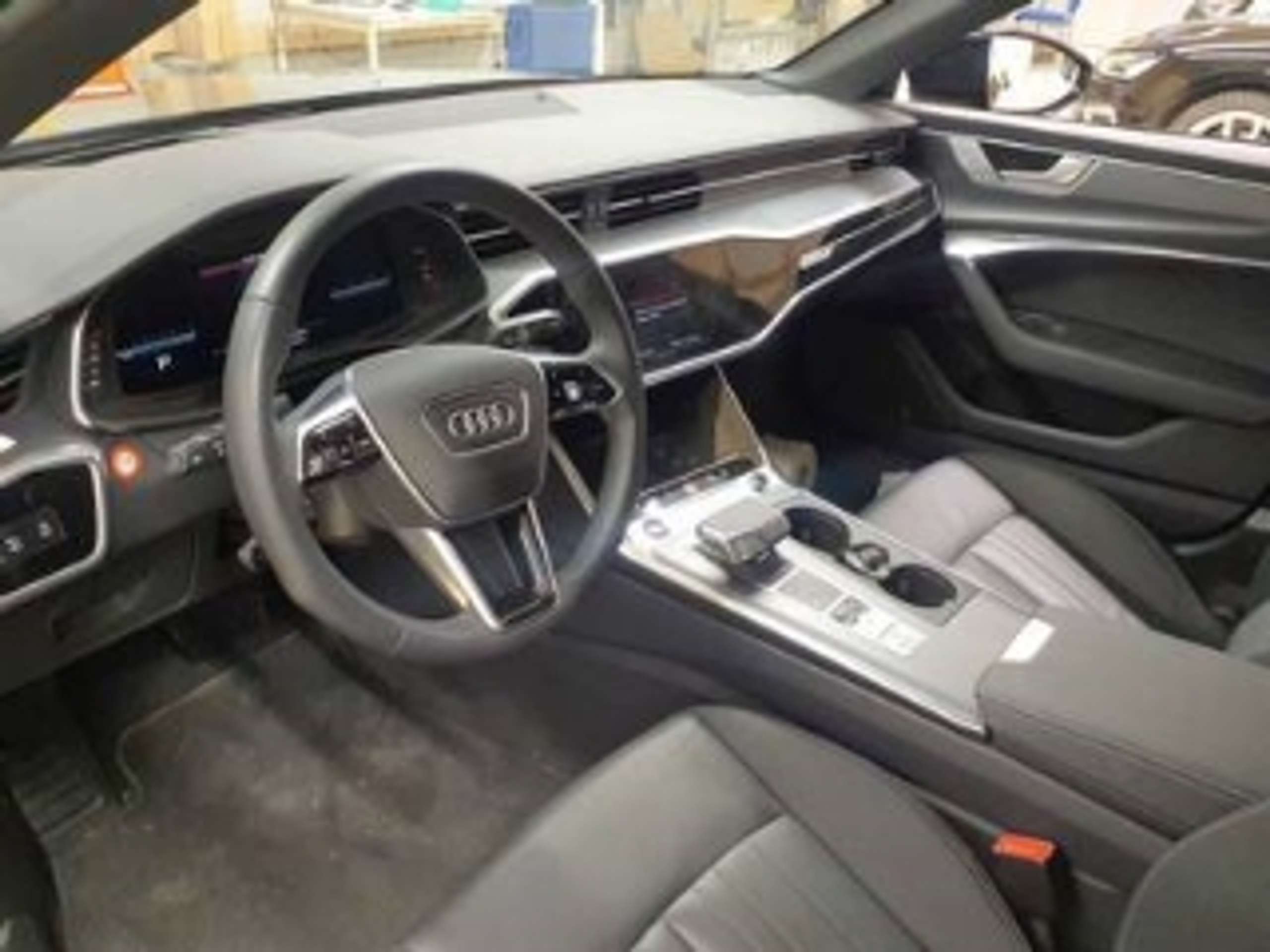 Audi - A6