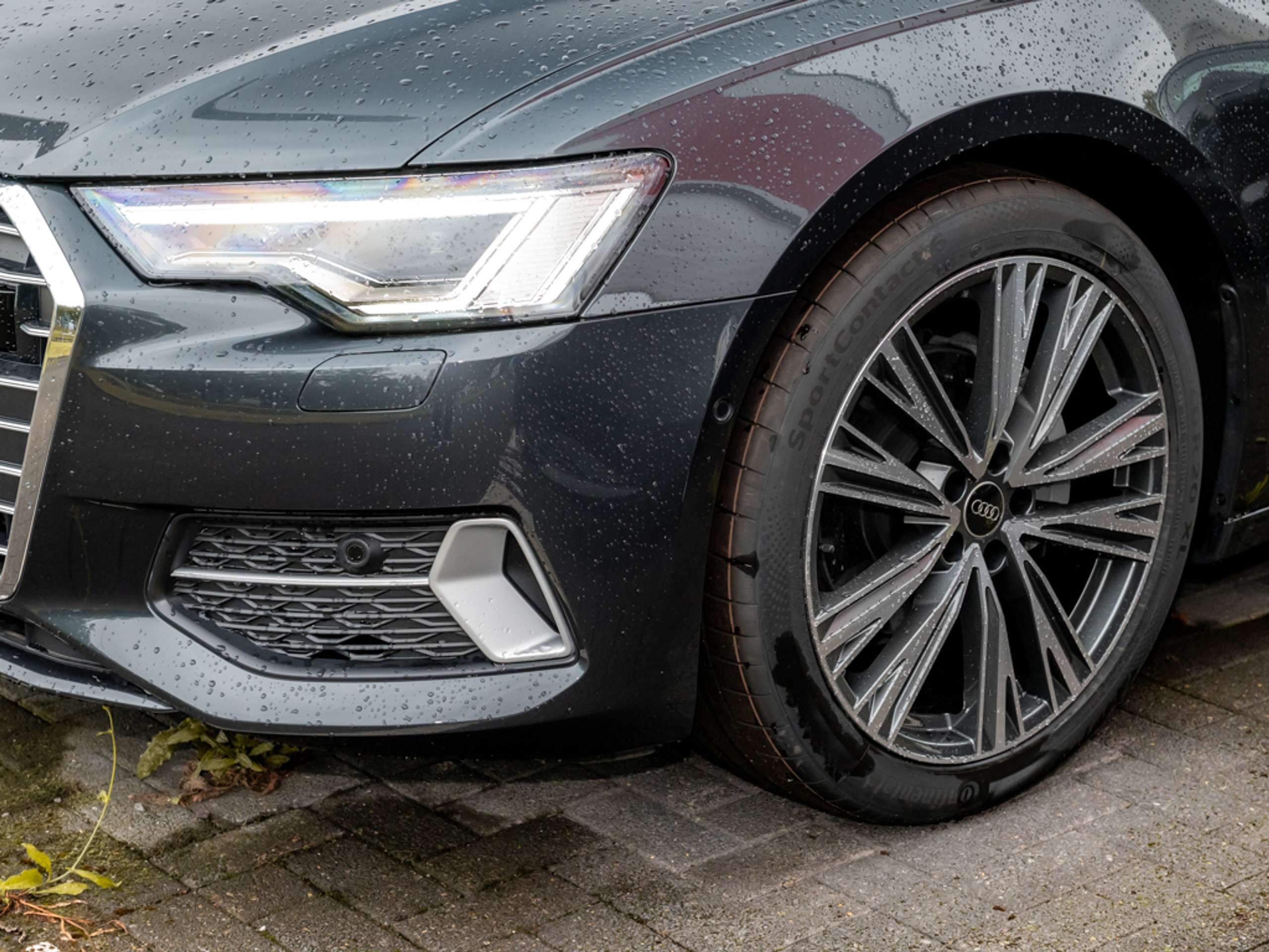 Audi - A6