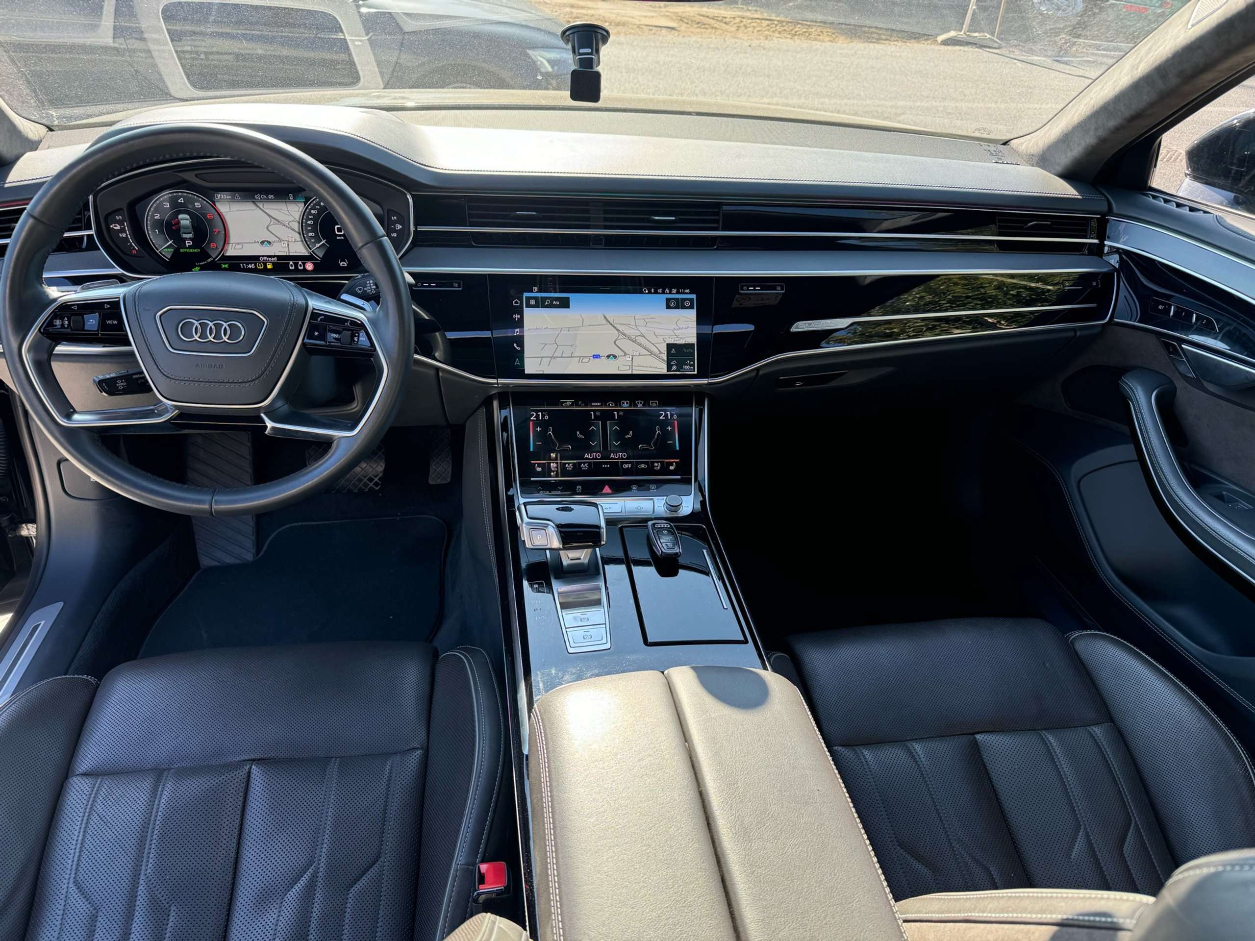 Audi - A8