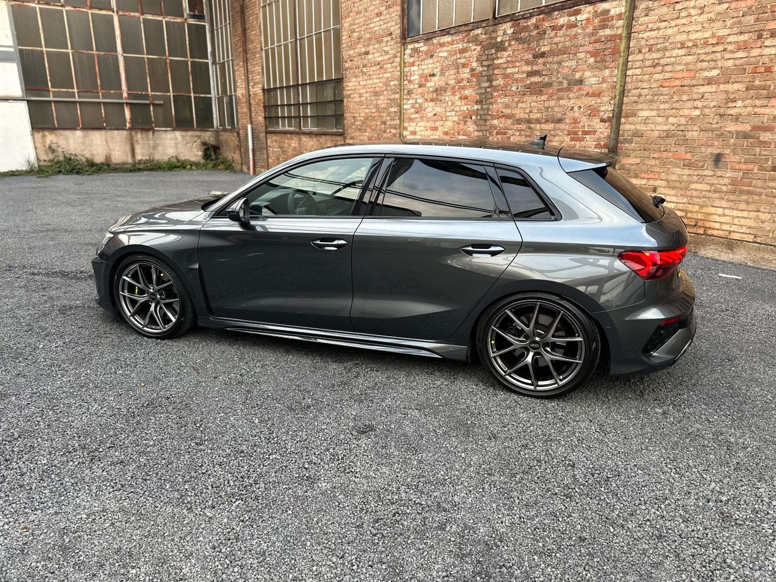 Audi - RS3