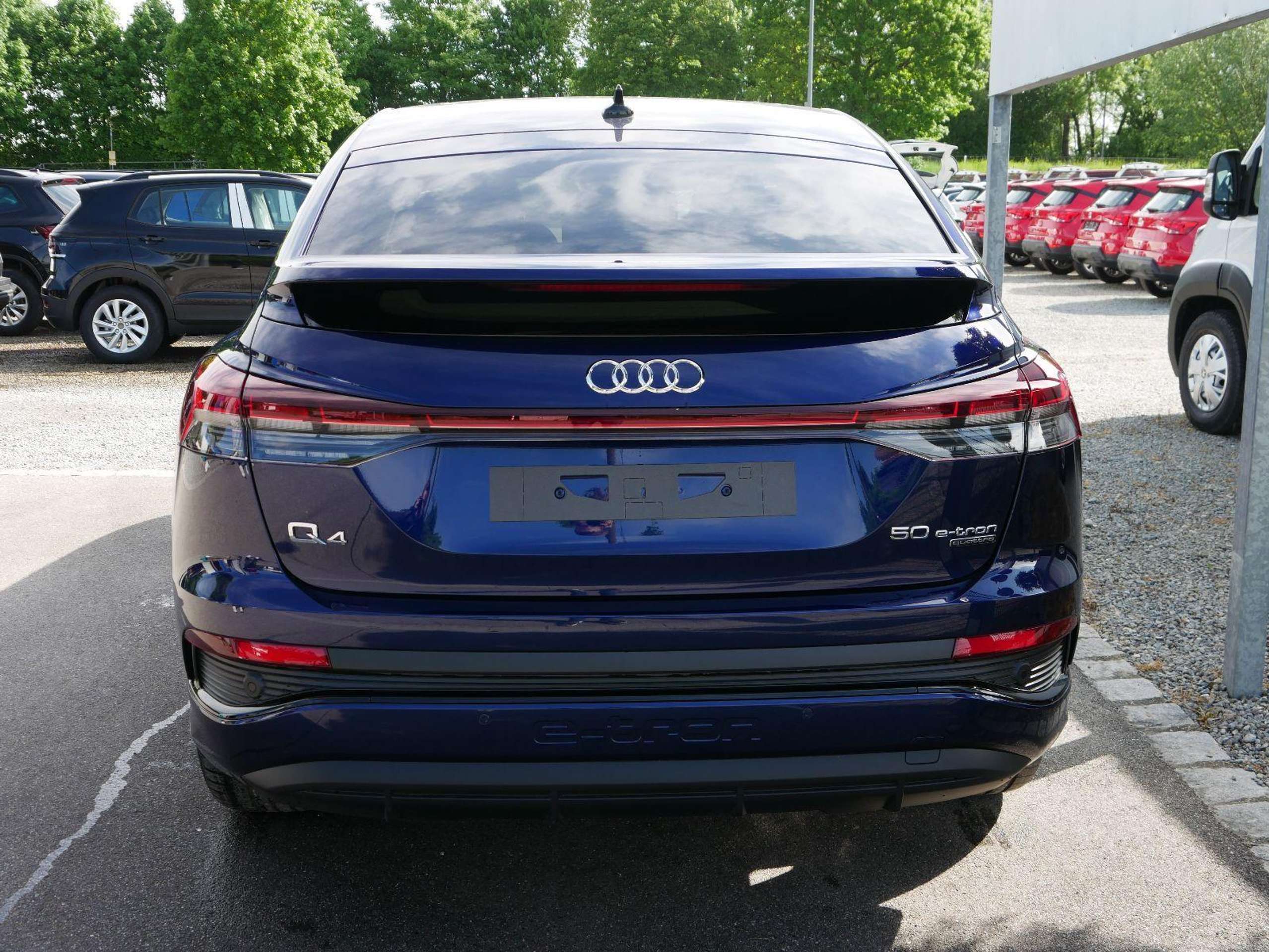 Audi - Q4 e-tron