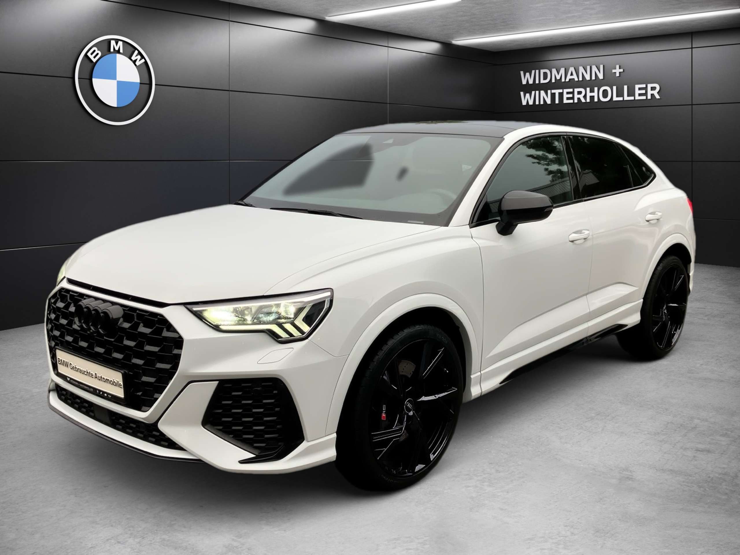 Audi - RS Q3