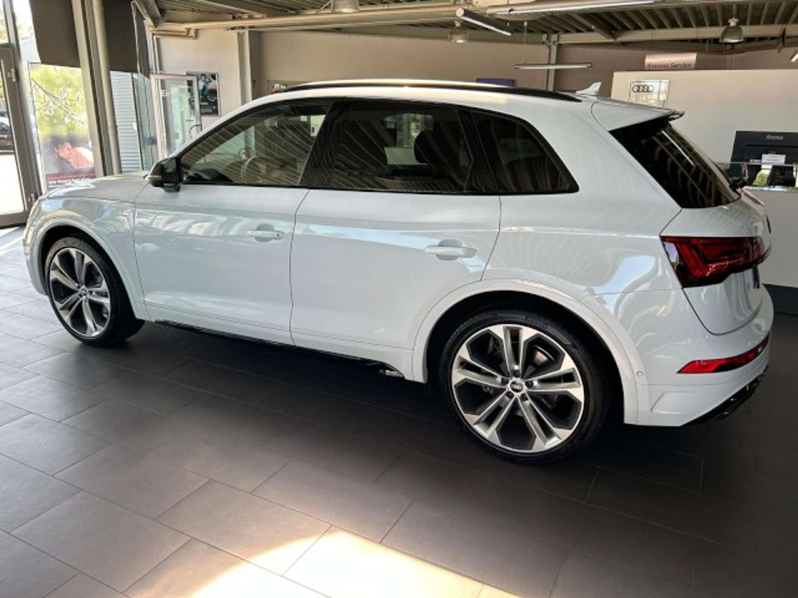 Audi - Q5