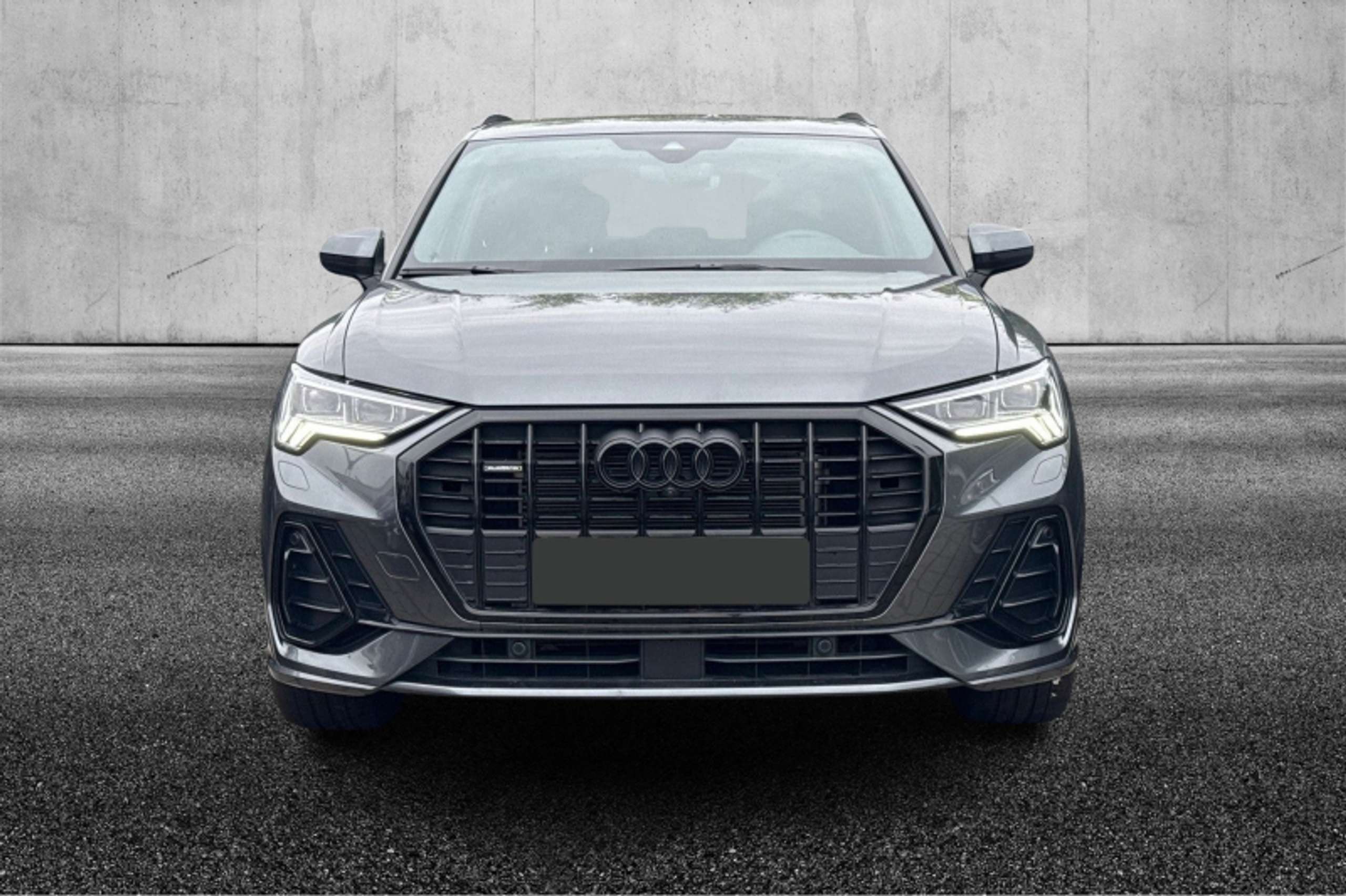 Audi - Q3