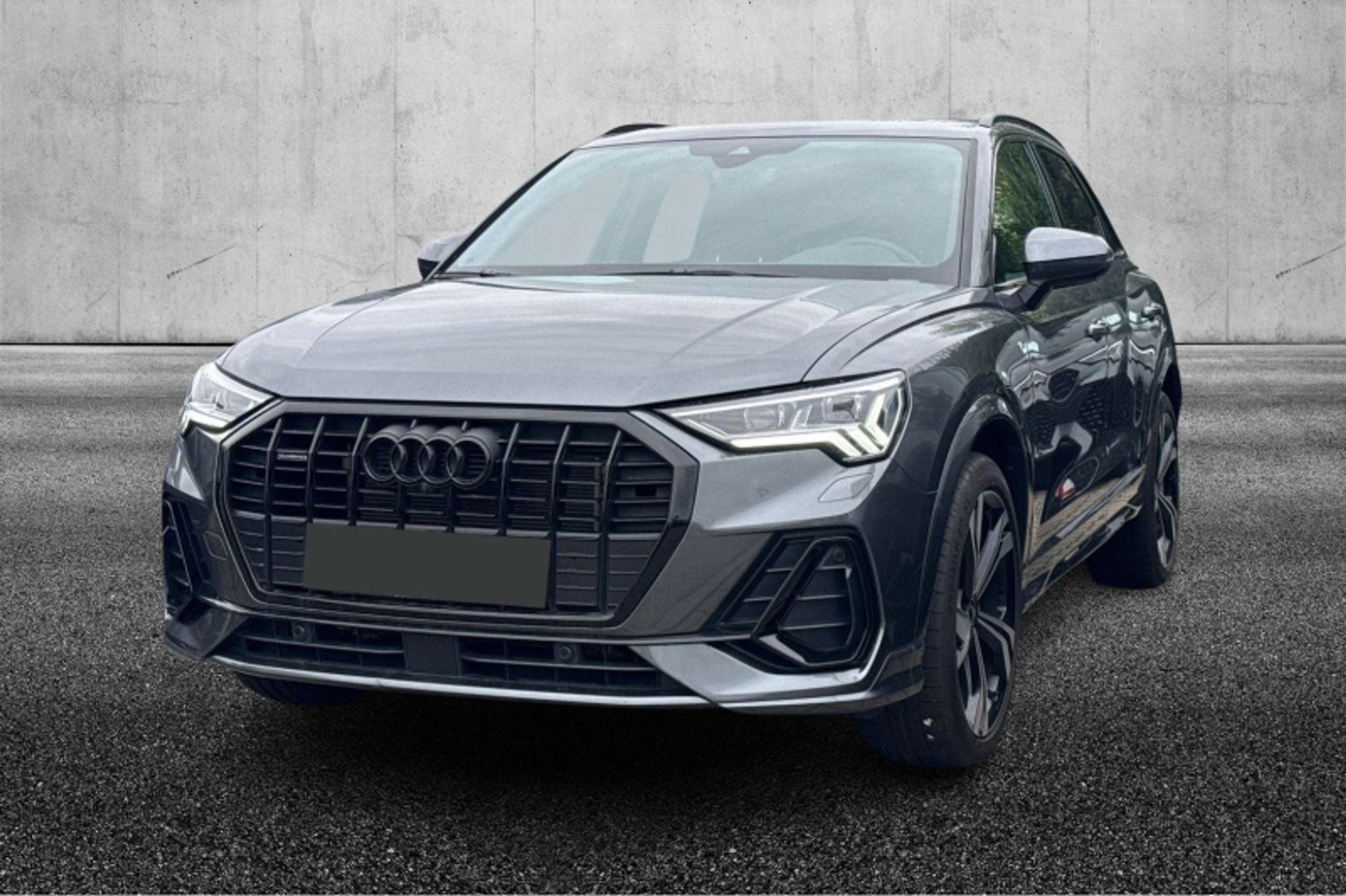 Audi - Q3