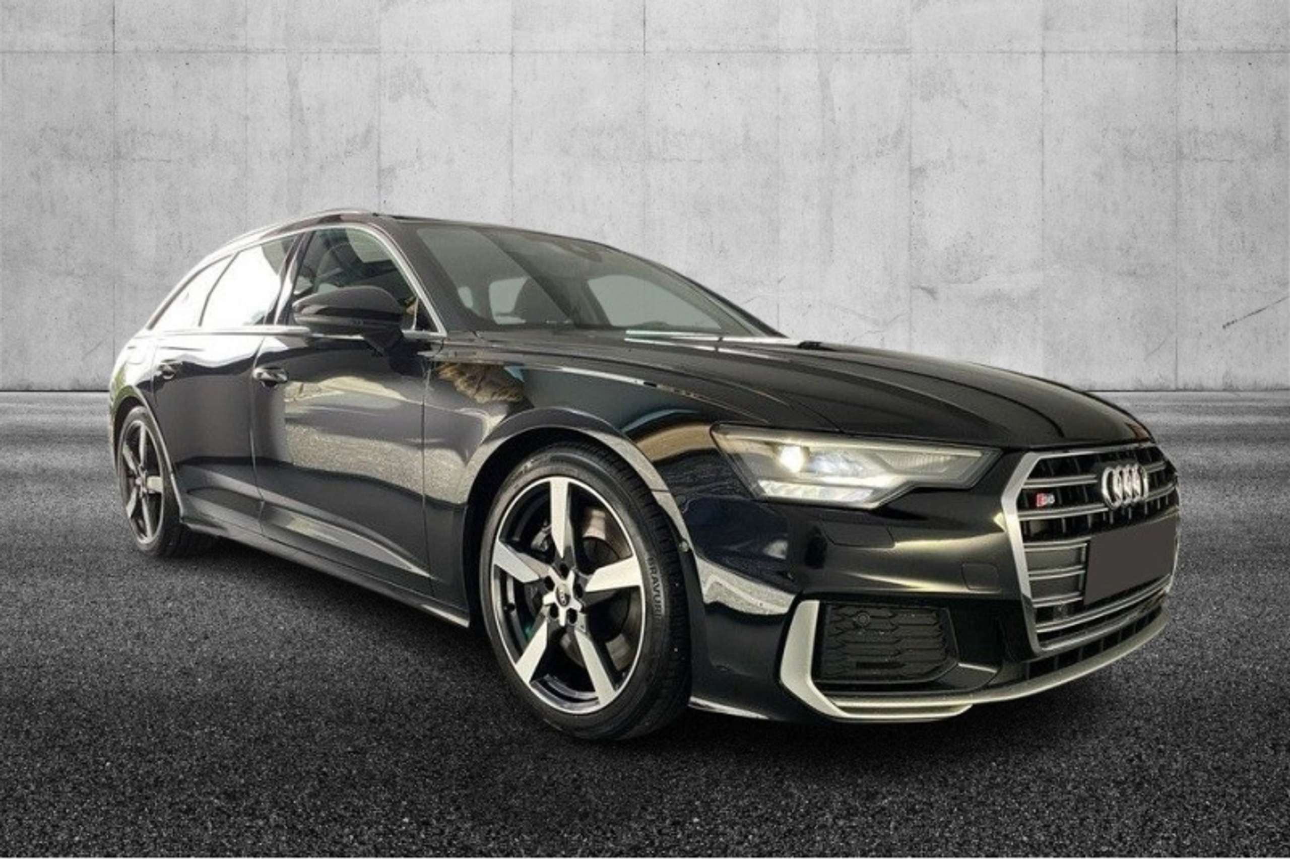 Audi - S6