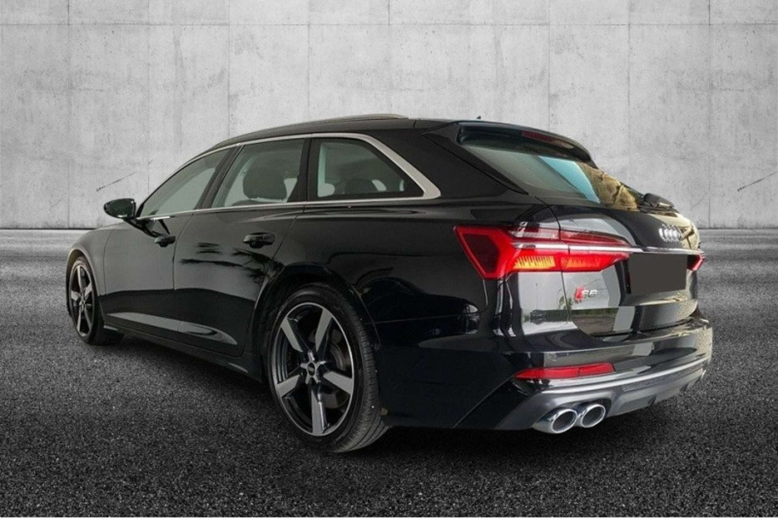 Audi - S6