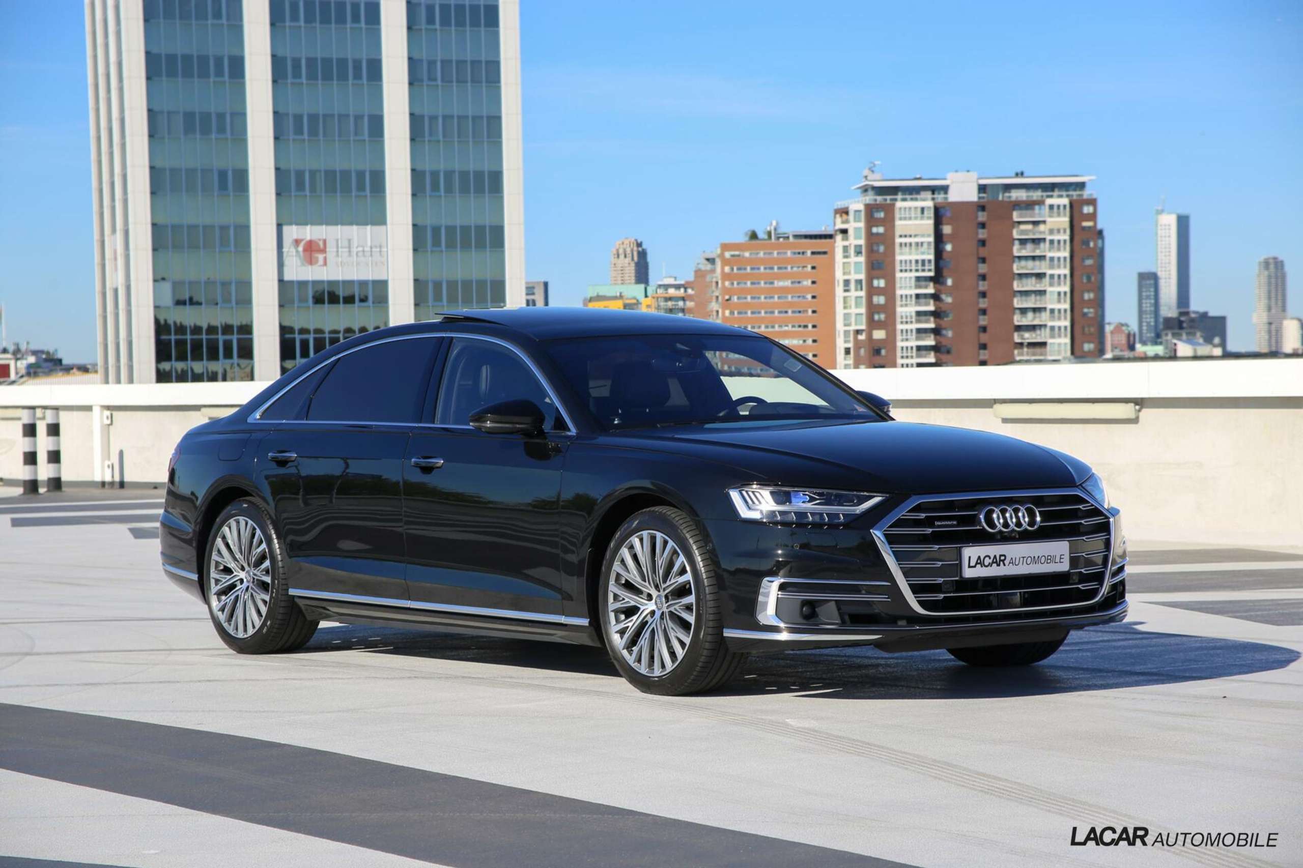 Audi - A8