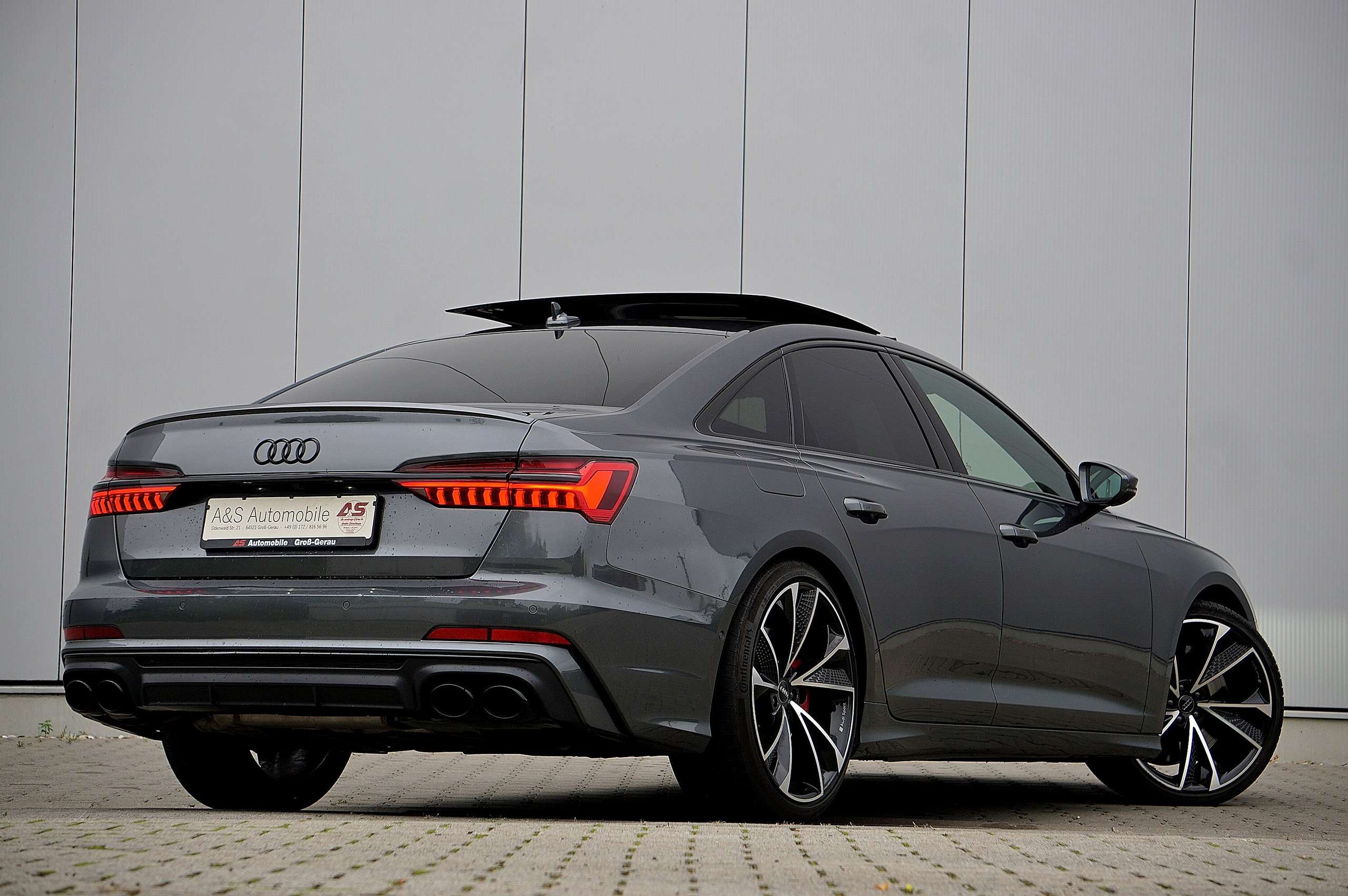 Audi - S6