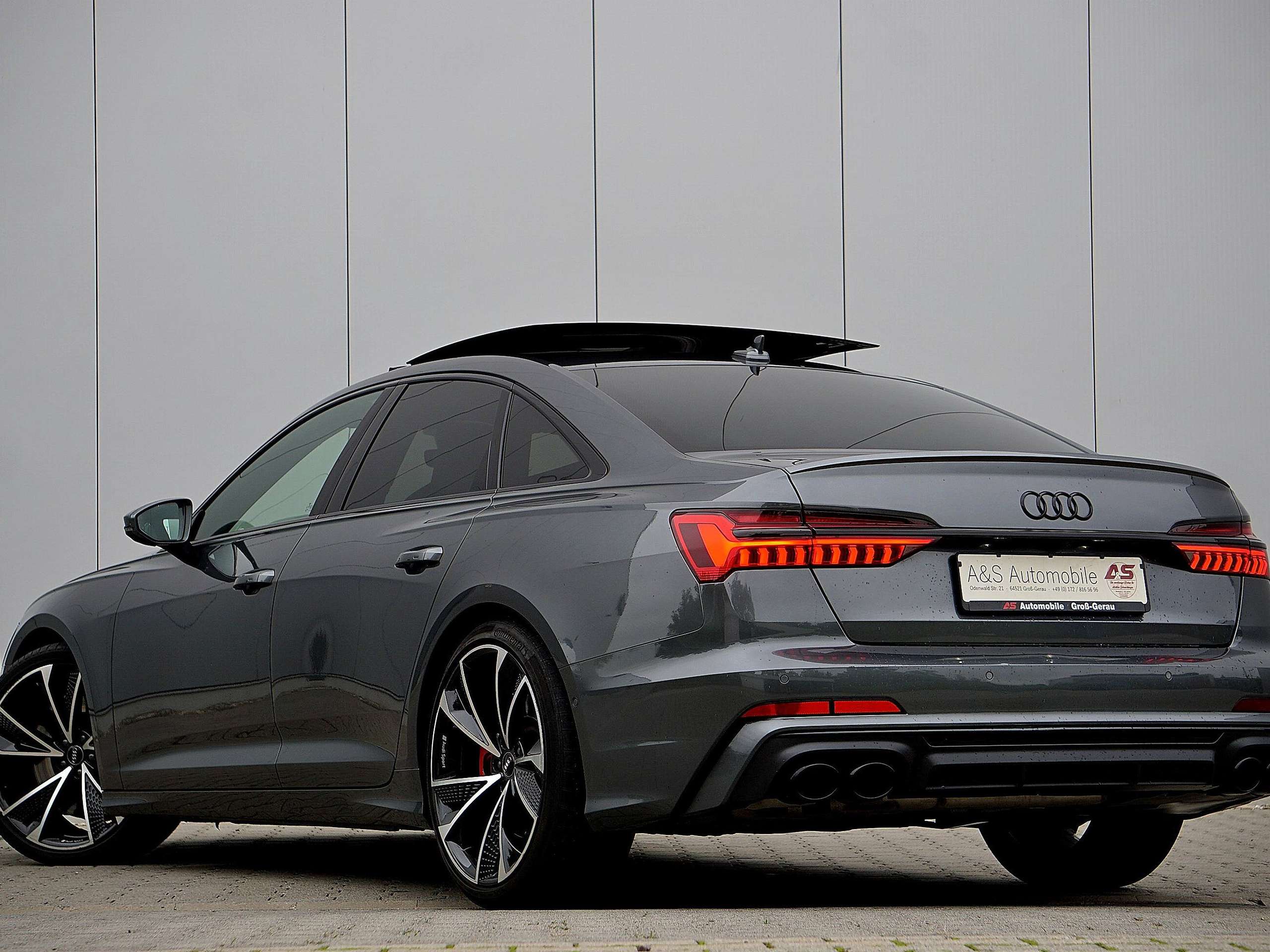 Audi - S6