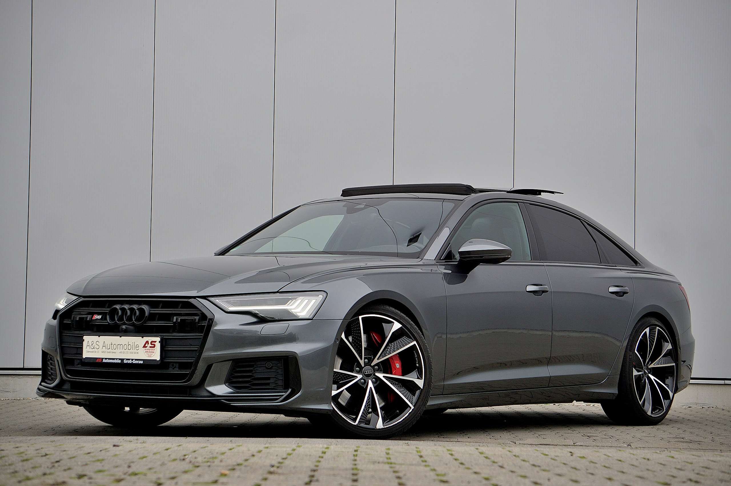 Audi - S6