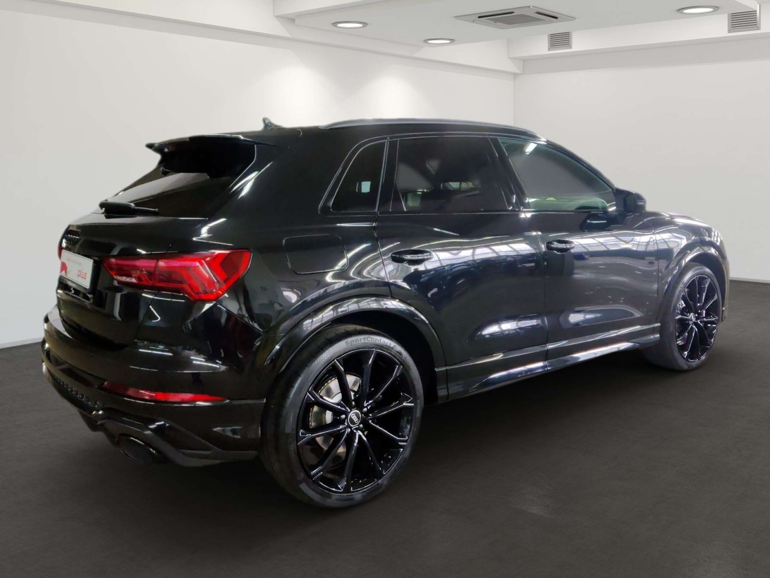 Audi - RS Q3