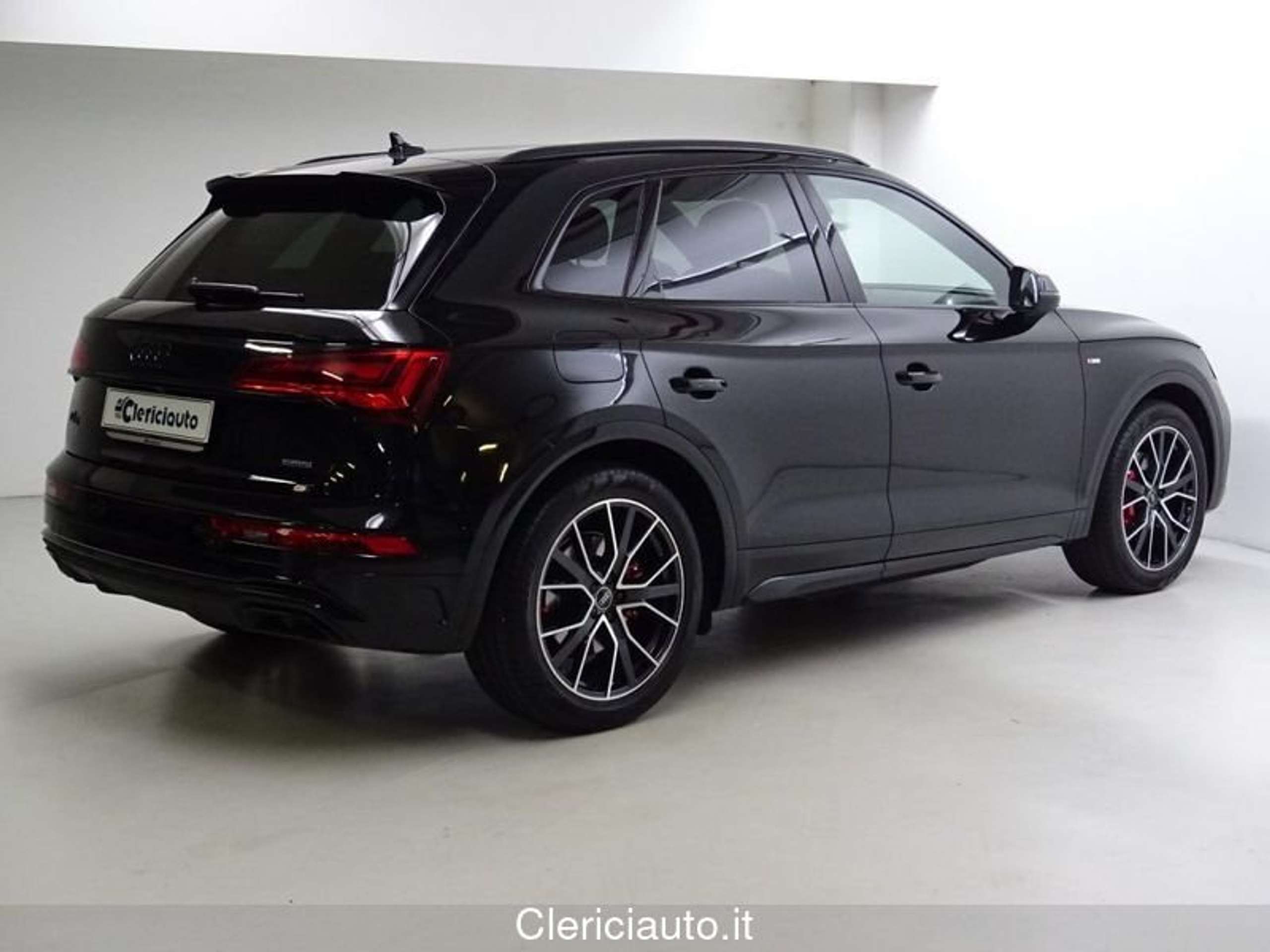 Audi - Q5