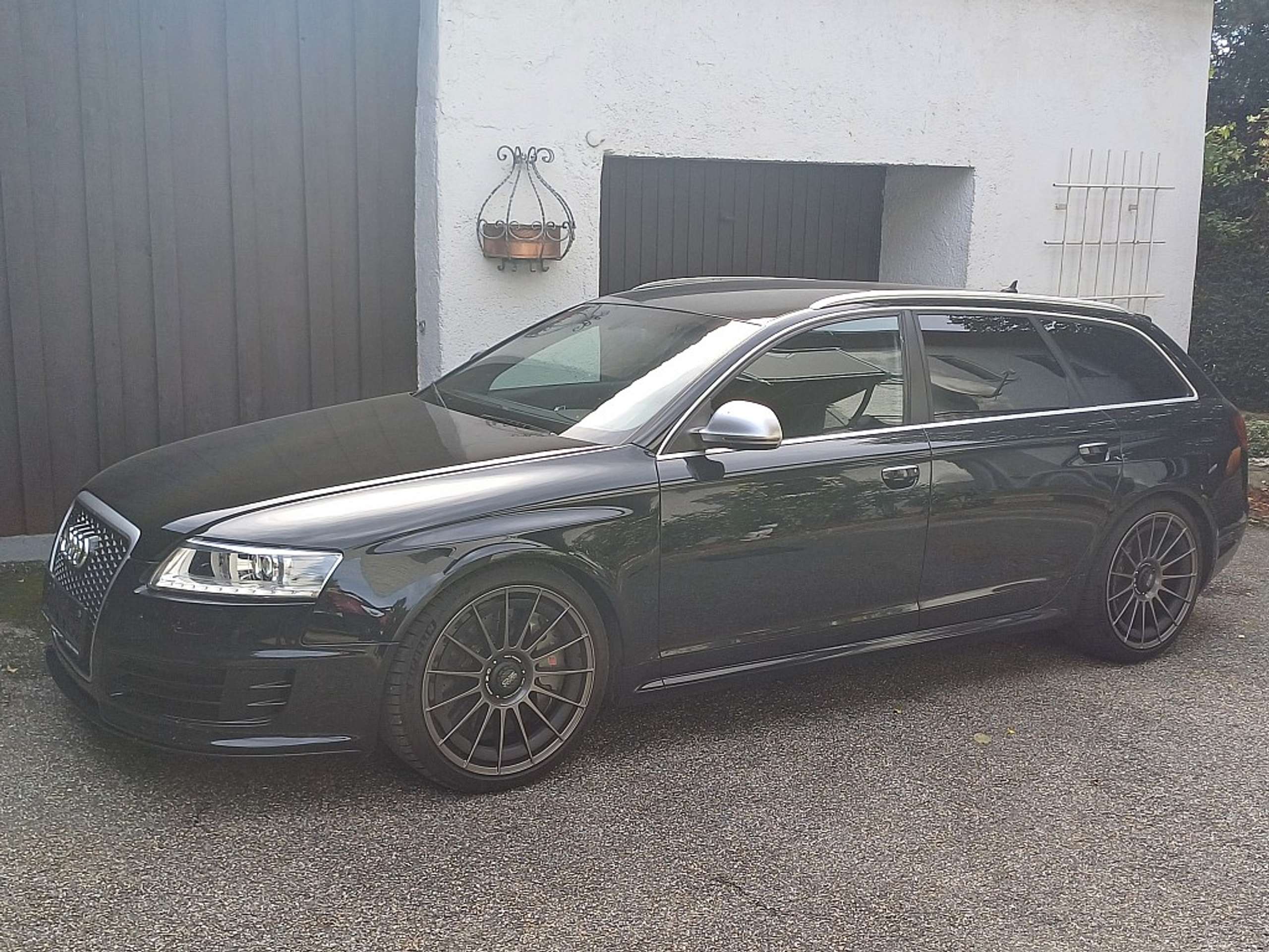 Audi - A6