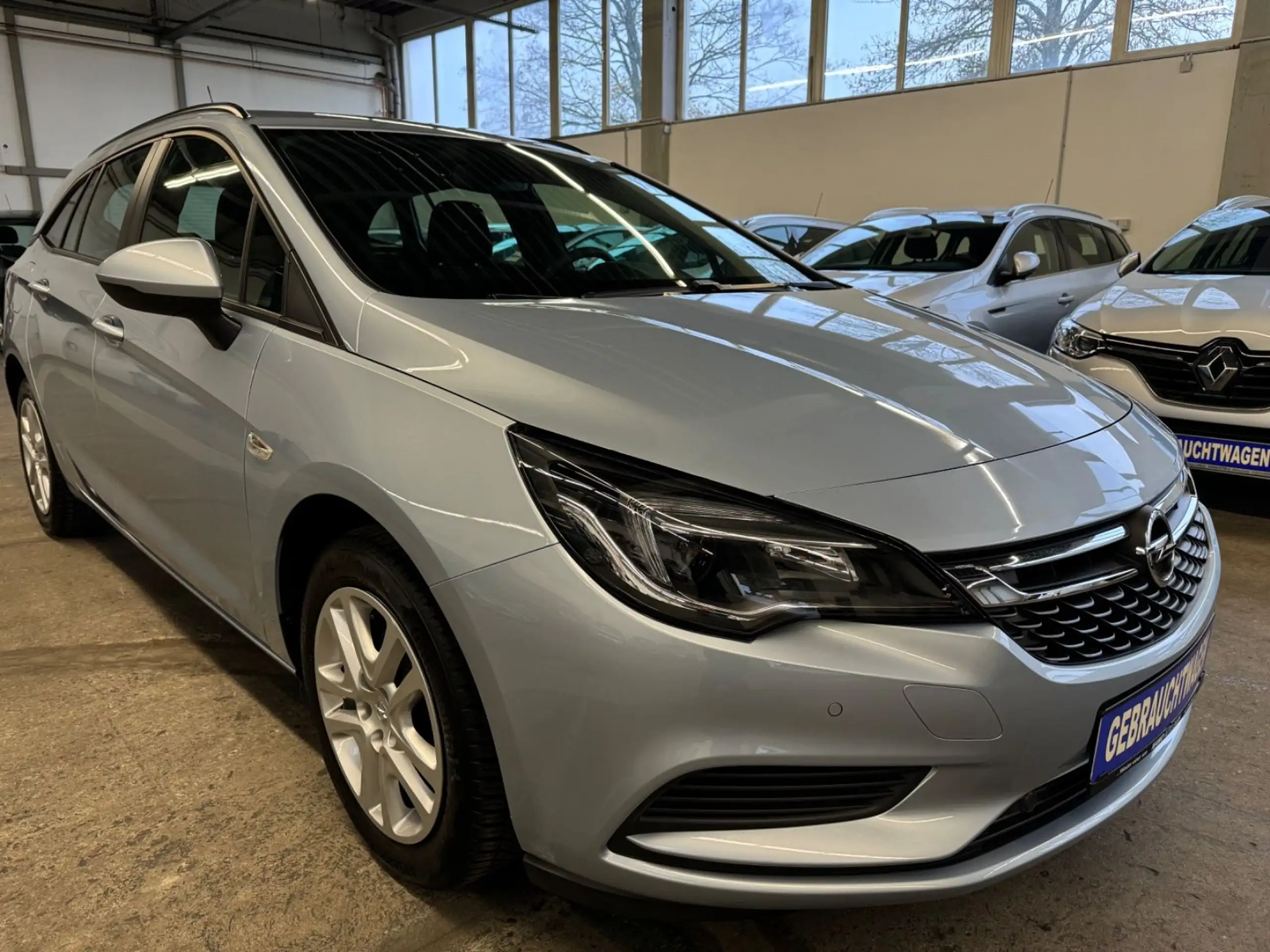 Opel - Astra