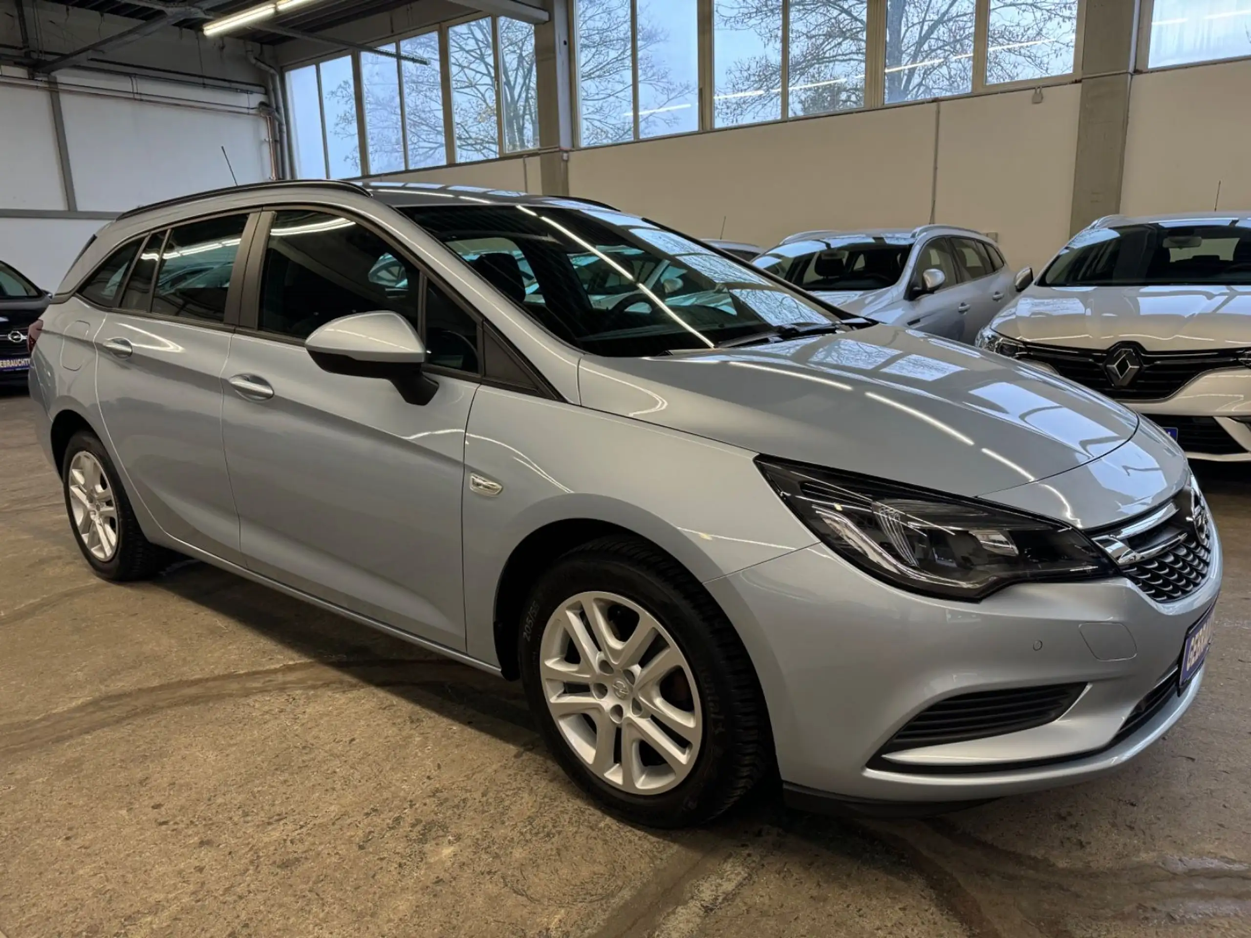 Opel - Astra