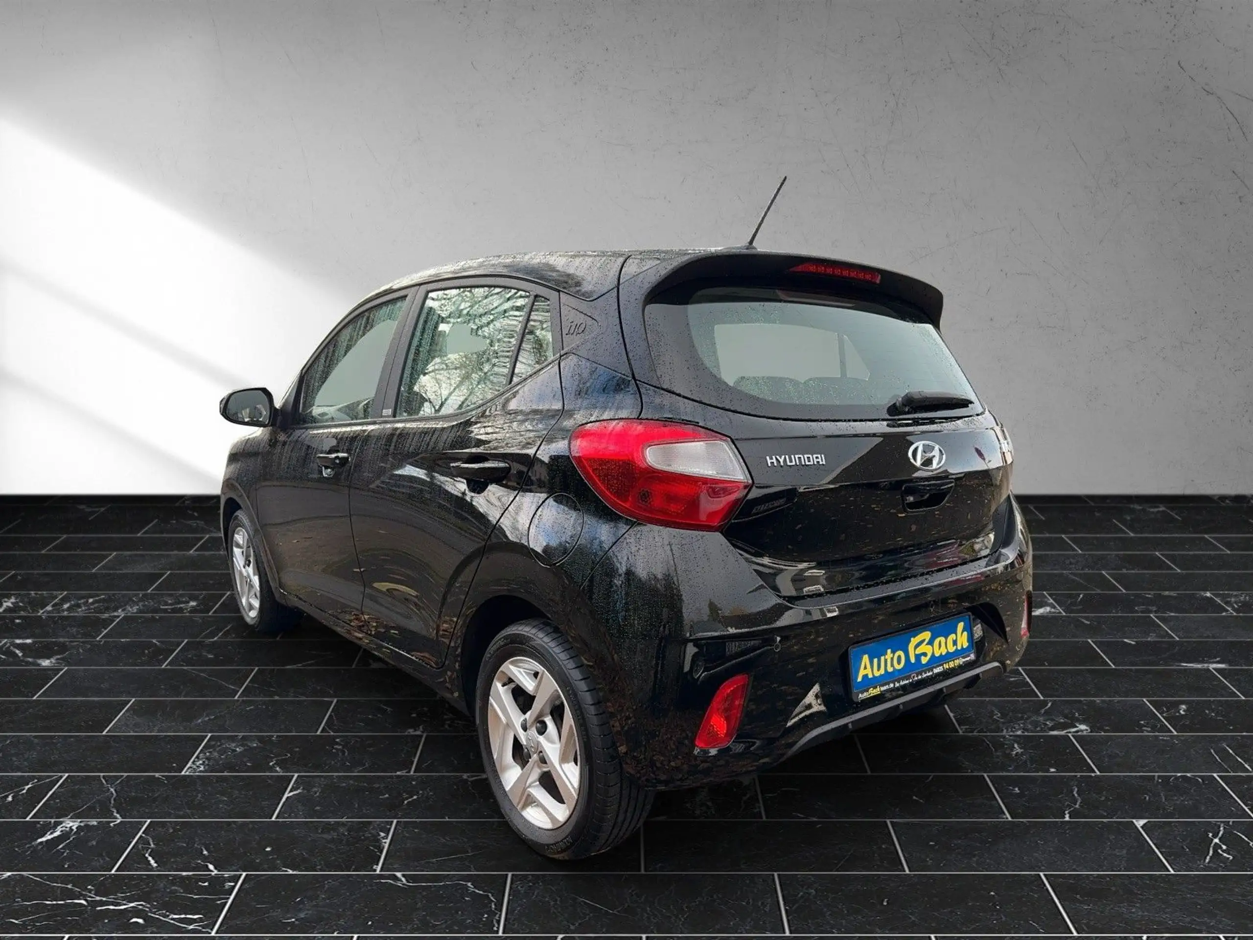 Hyundai - i10